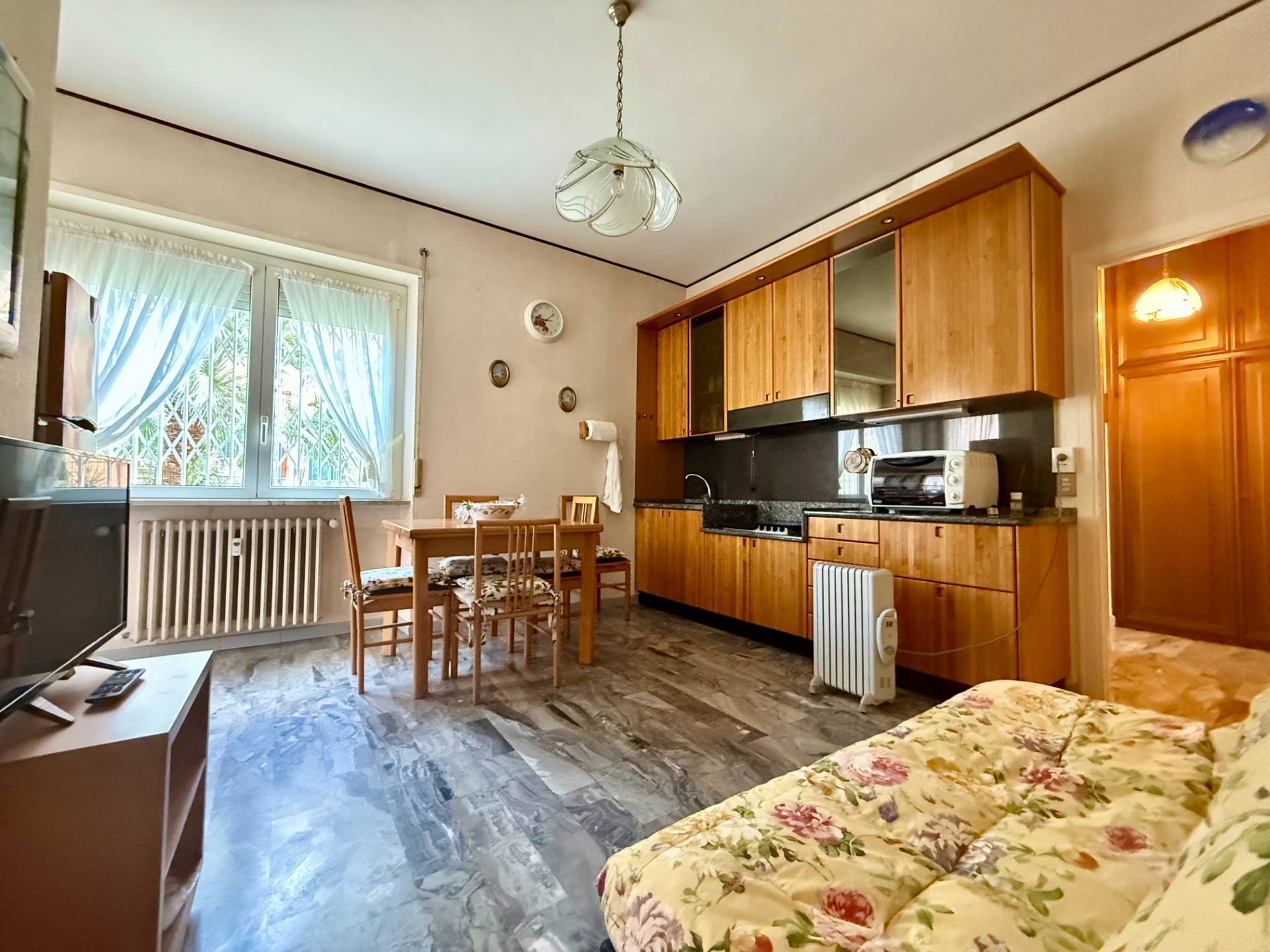 2 locali in vendita a Andora