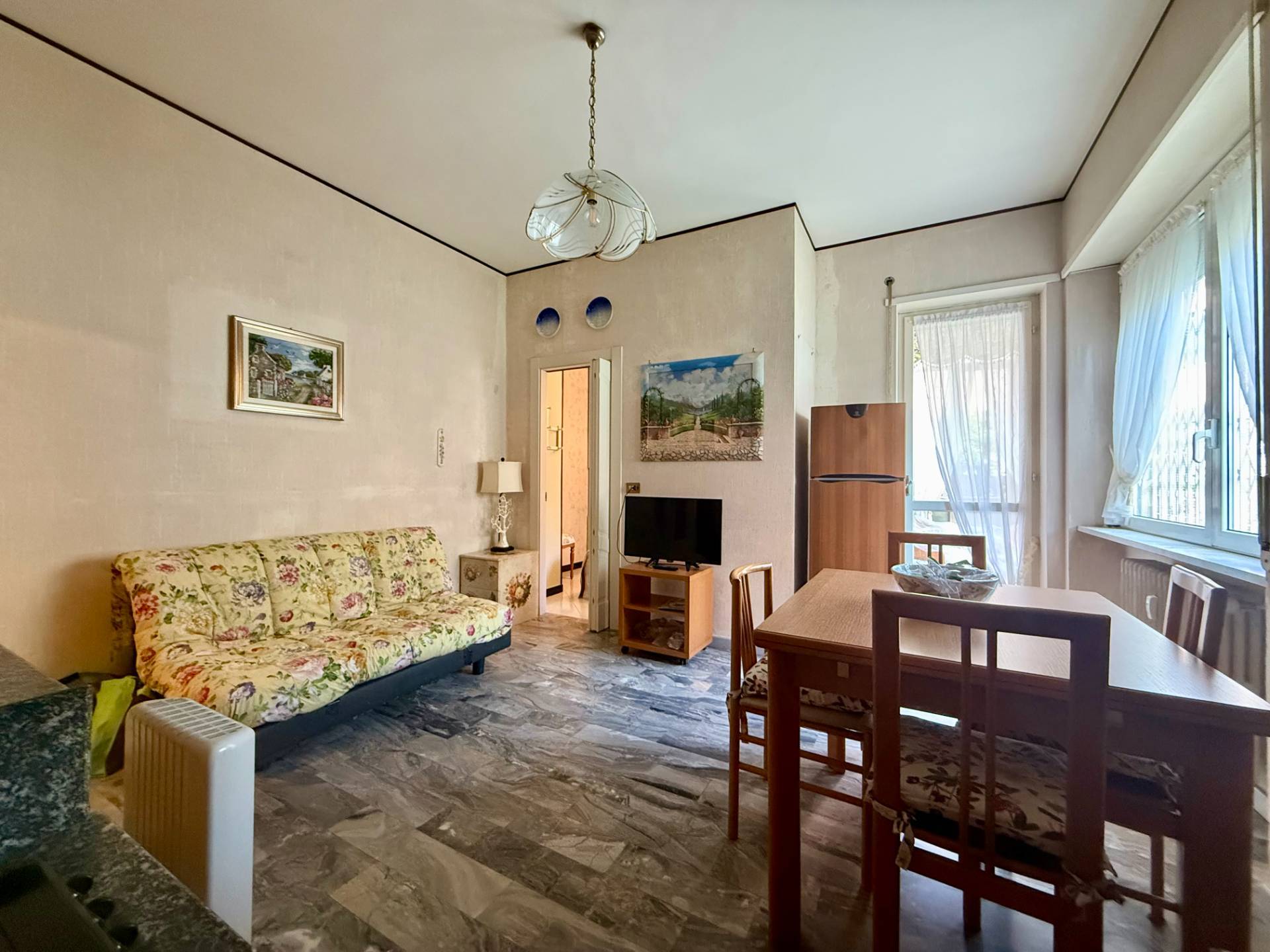 2 locali in vendita a Andora