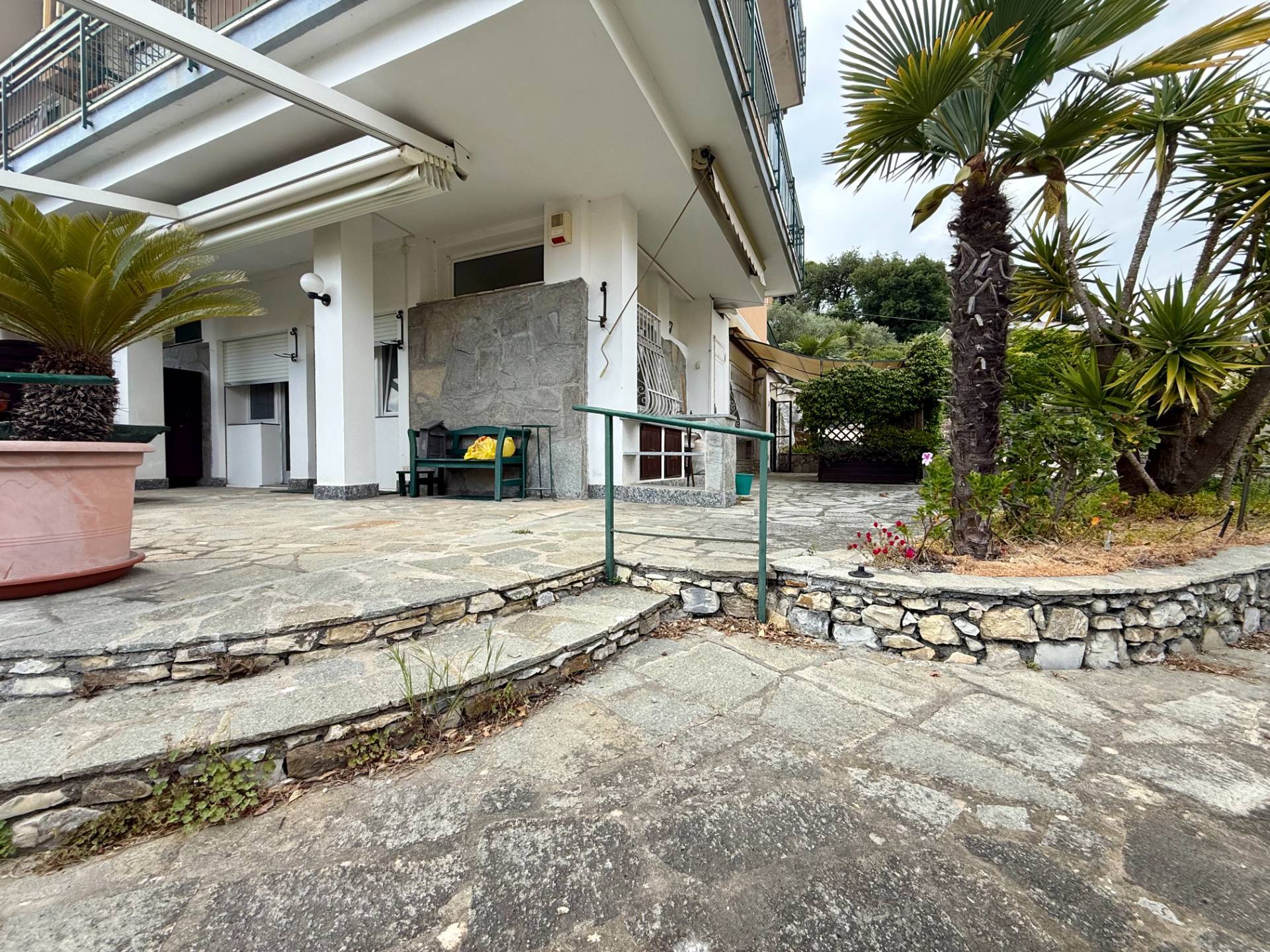 4 locali in vendita a Andora