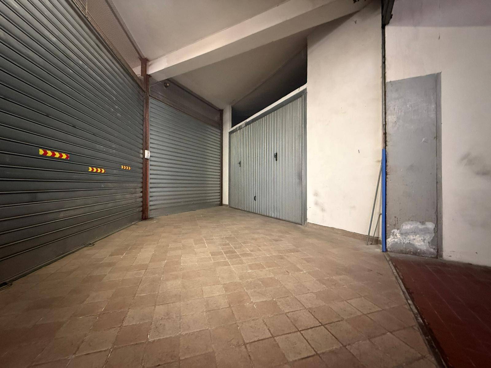 Box o garage in vendita a Imperia