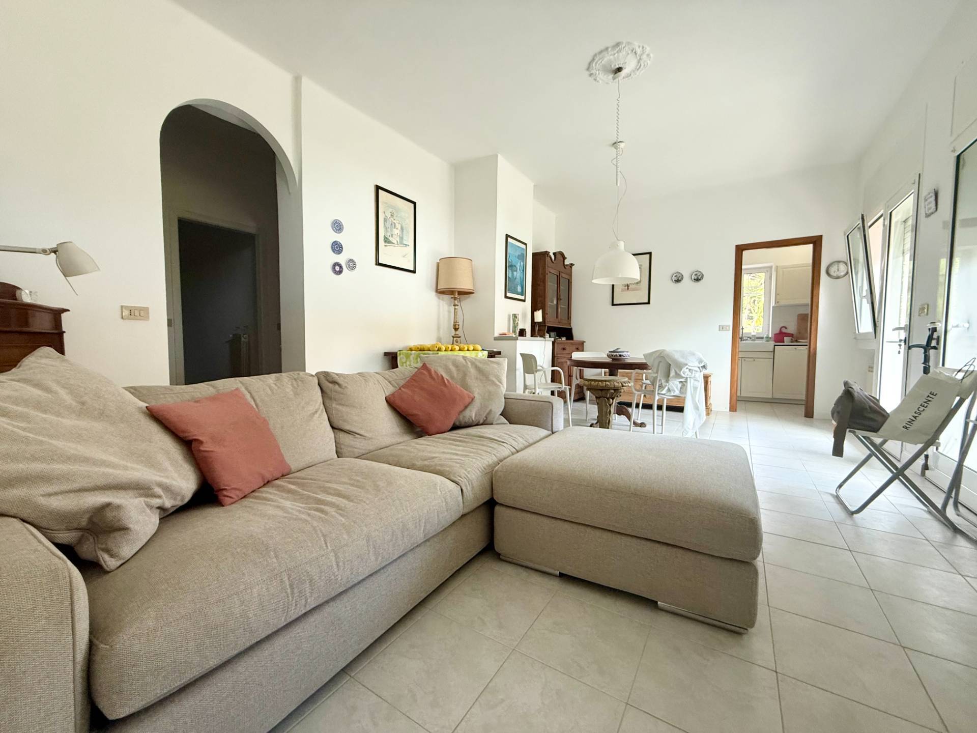 4 locali in vendita a Andora