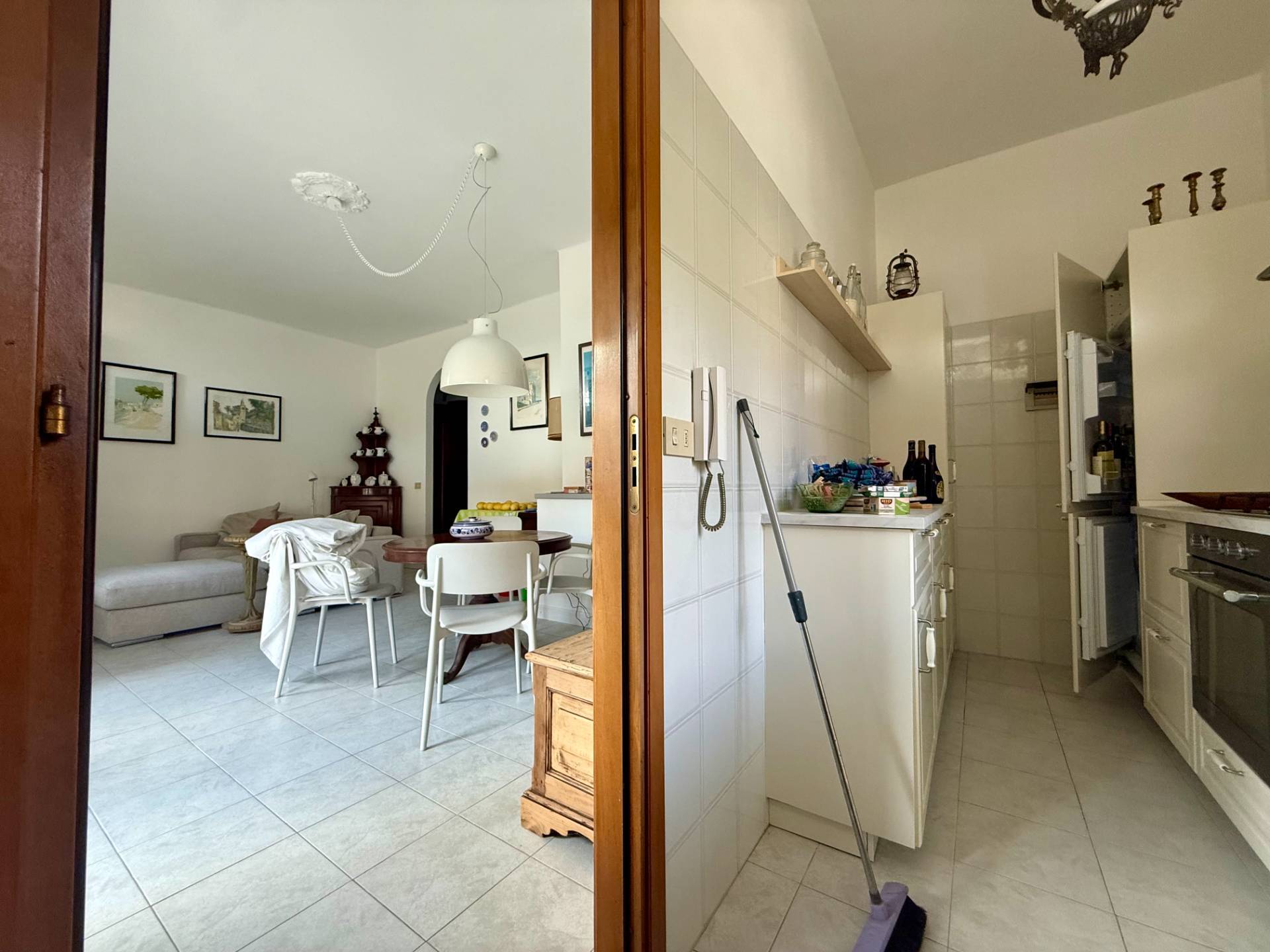 4 locali in vendita a Andora