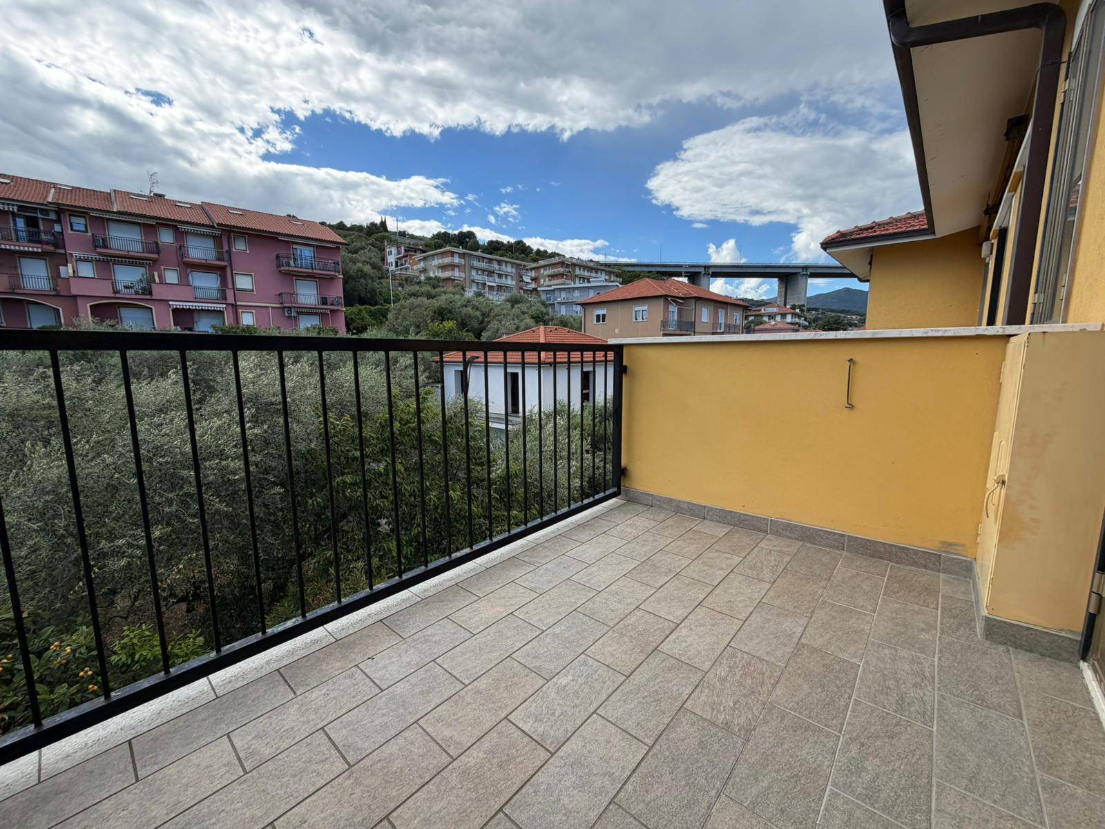 2 locali in vendita a Diano Marina