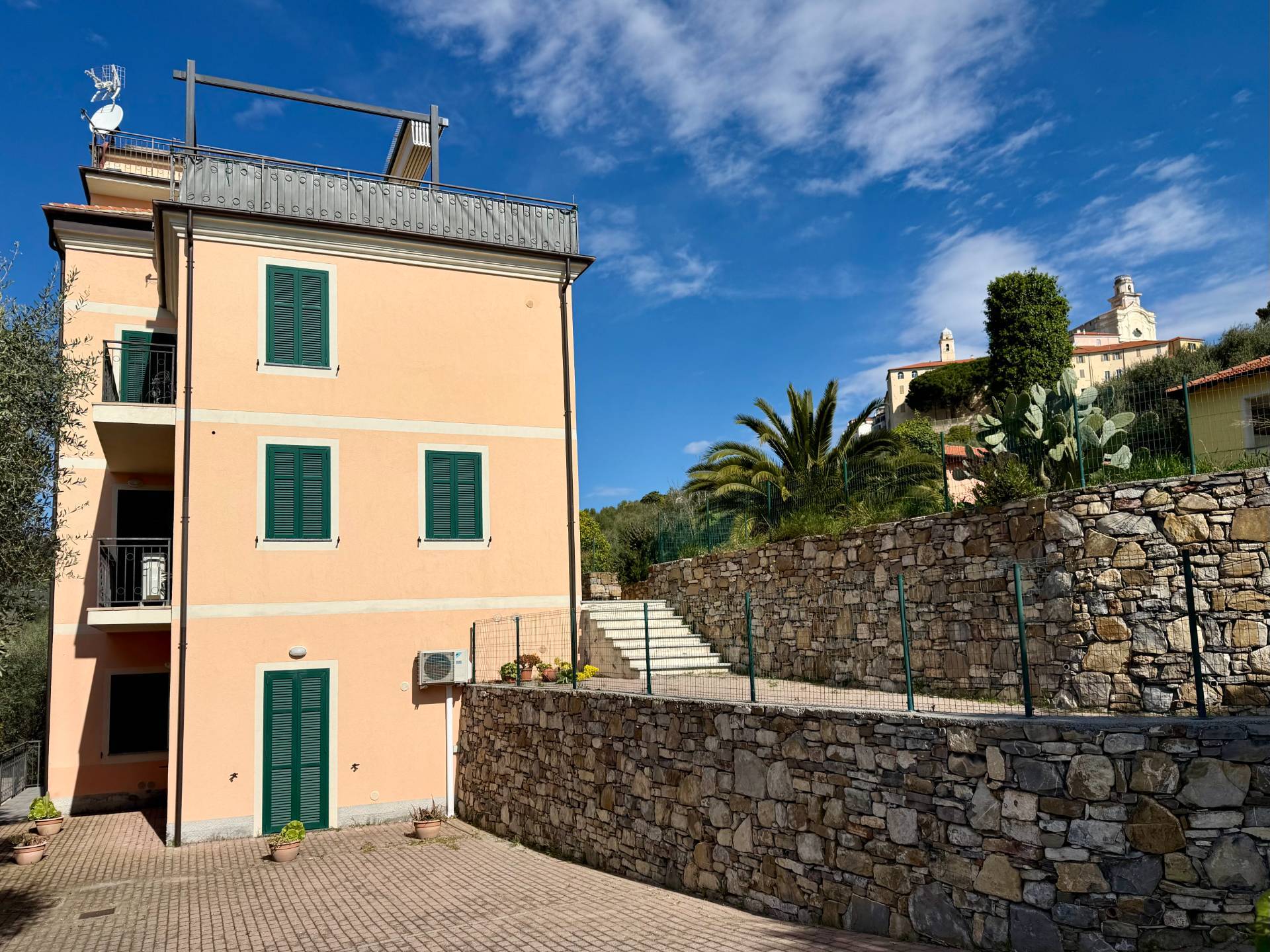 3 locali in vendita a Diano Marina