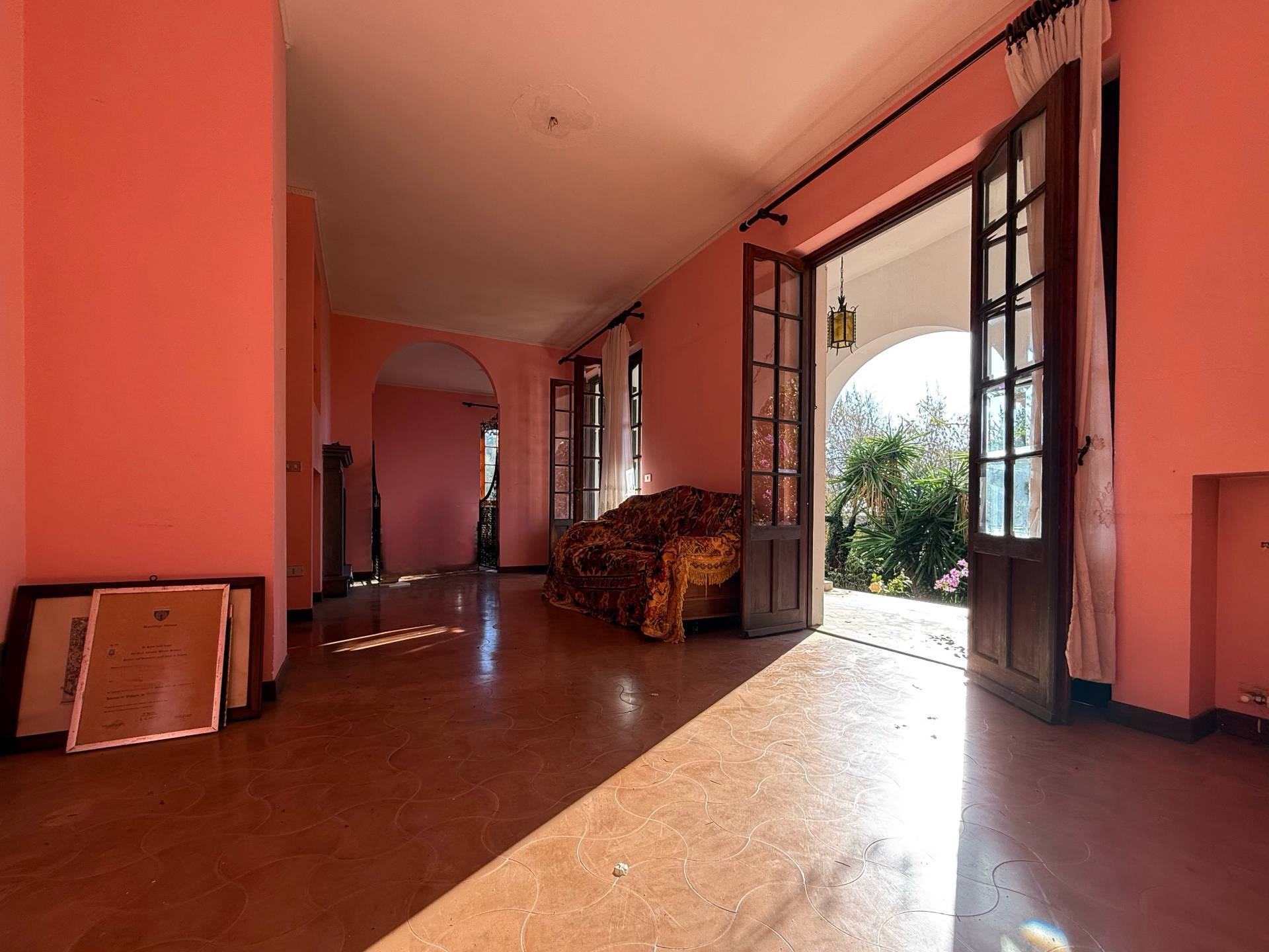 Villa in vendita a Imperia