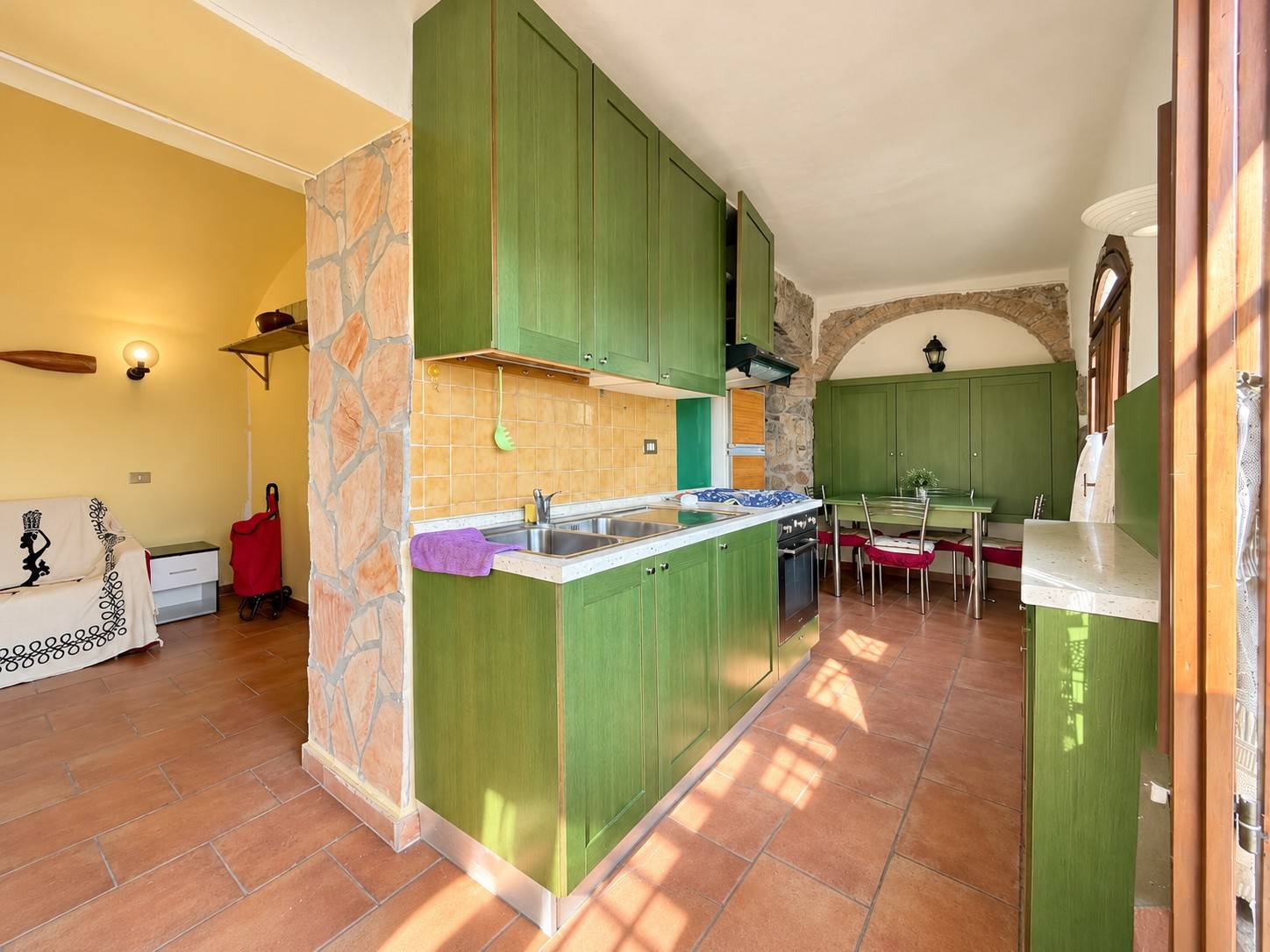 2 locali in vendita a Imperia