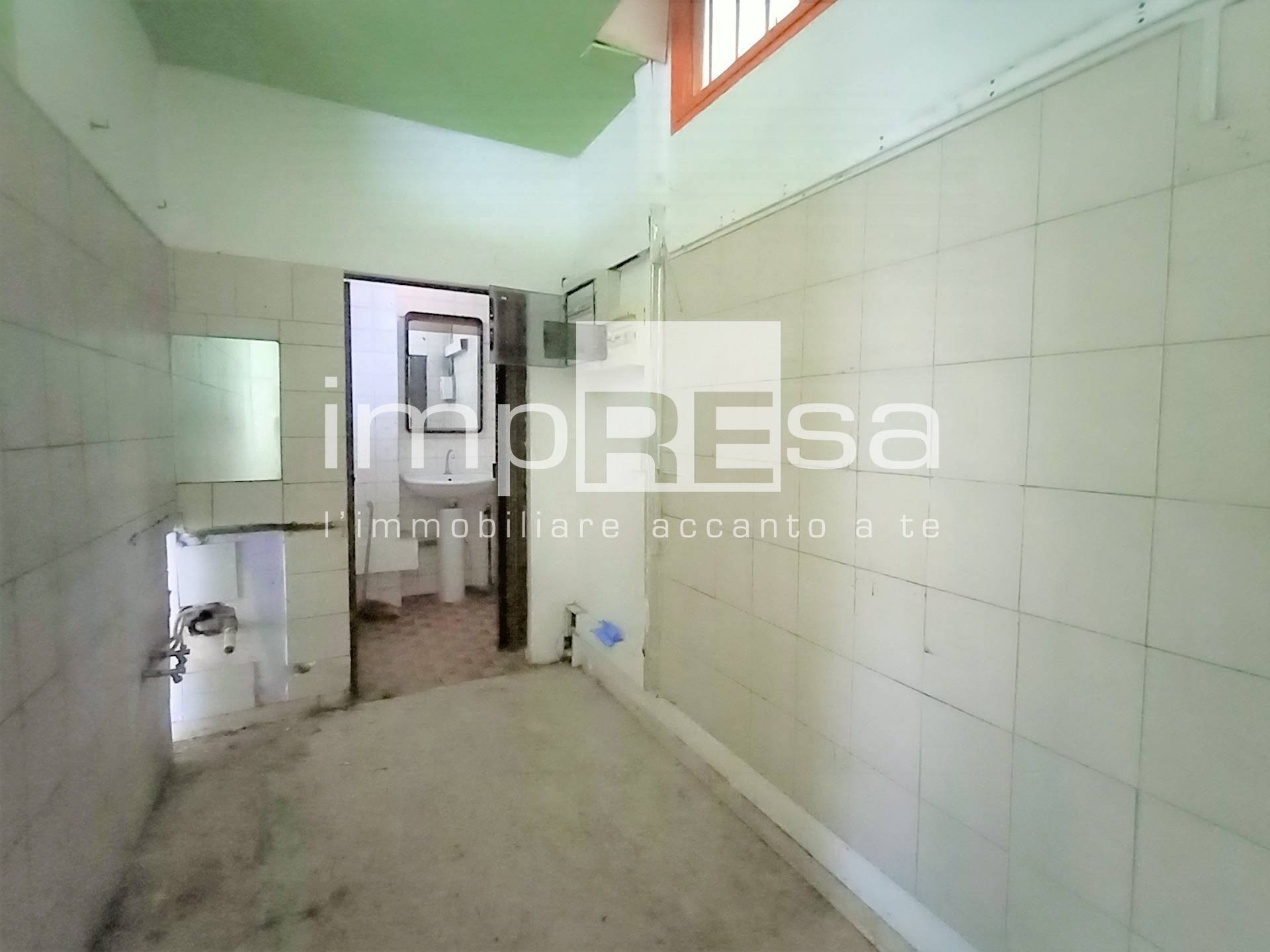 Negozio in affitto a Mirano