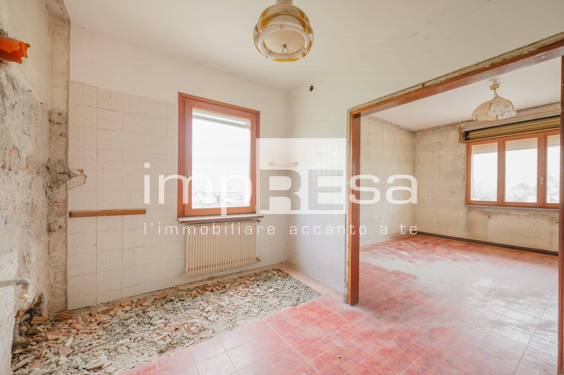 Casa indipendente in vendita a Godega di Sant'Urbano, Pianzano