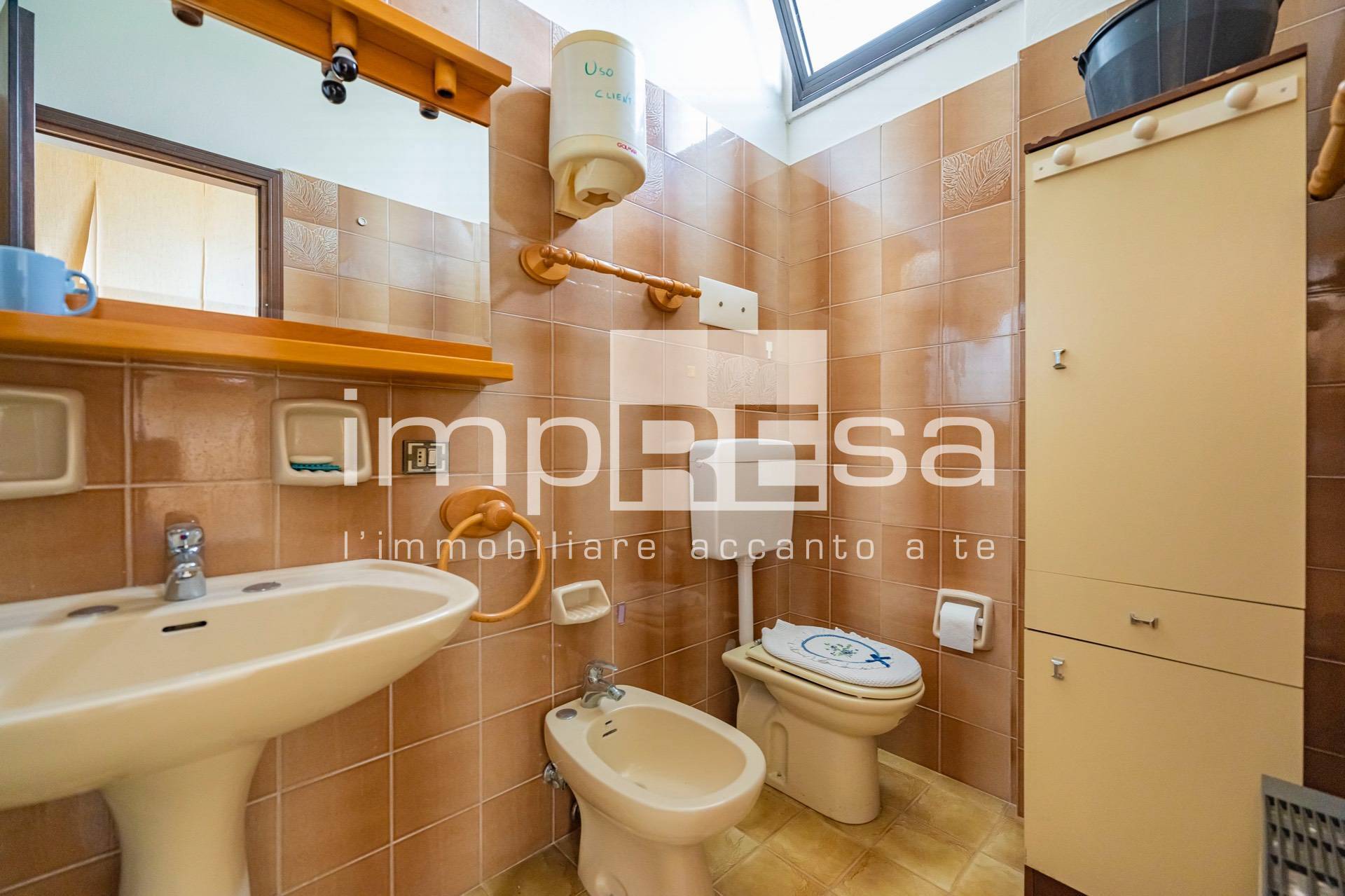 Locale commerciale in vendita a Conegliano, Campolongo