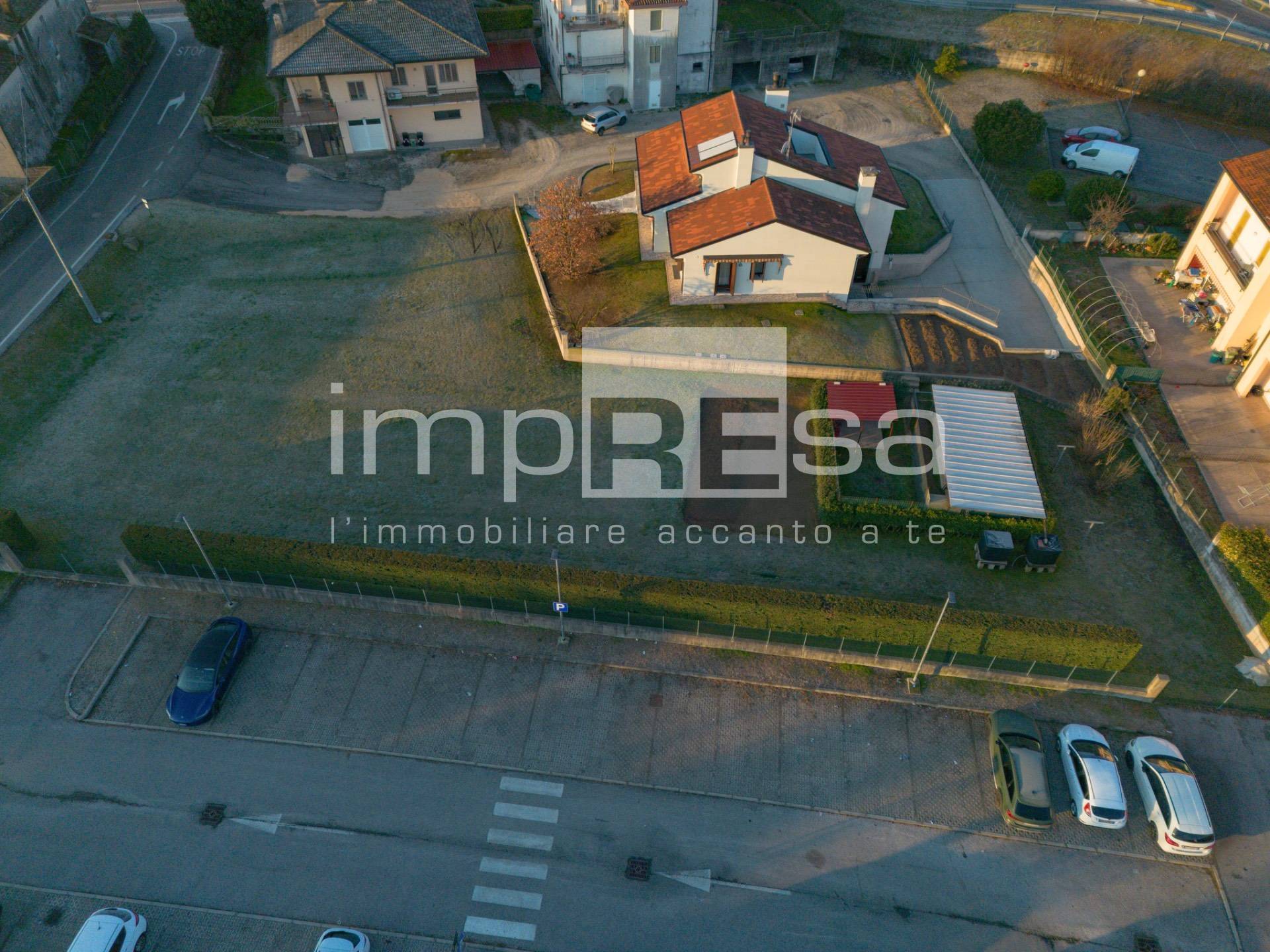 Terreno edificabile in vendita a Pieve di Soligo