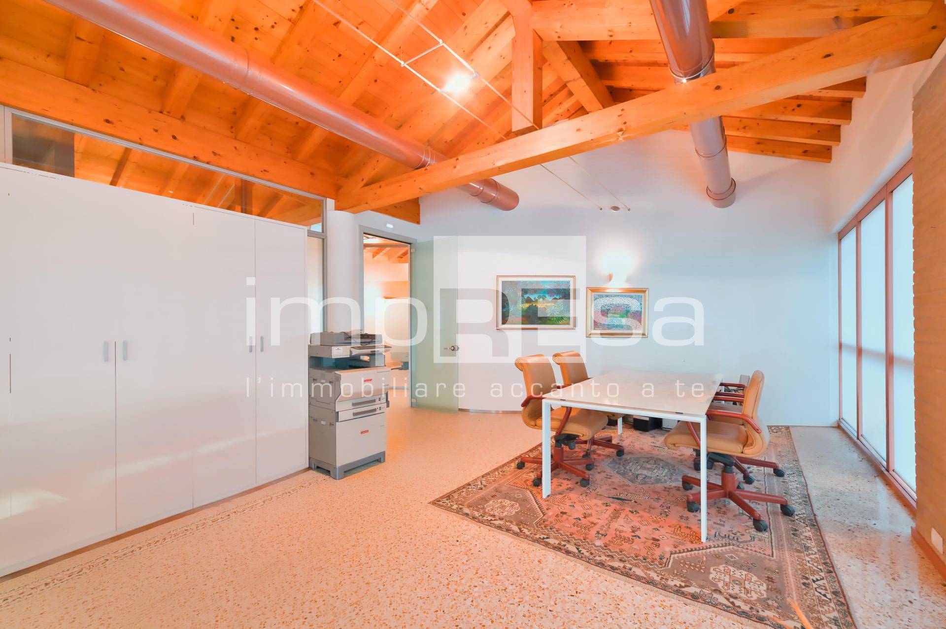 Studio/Ufficio in vendita a Susegana, Colfosco