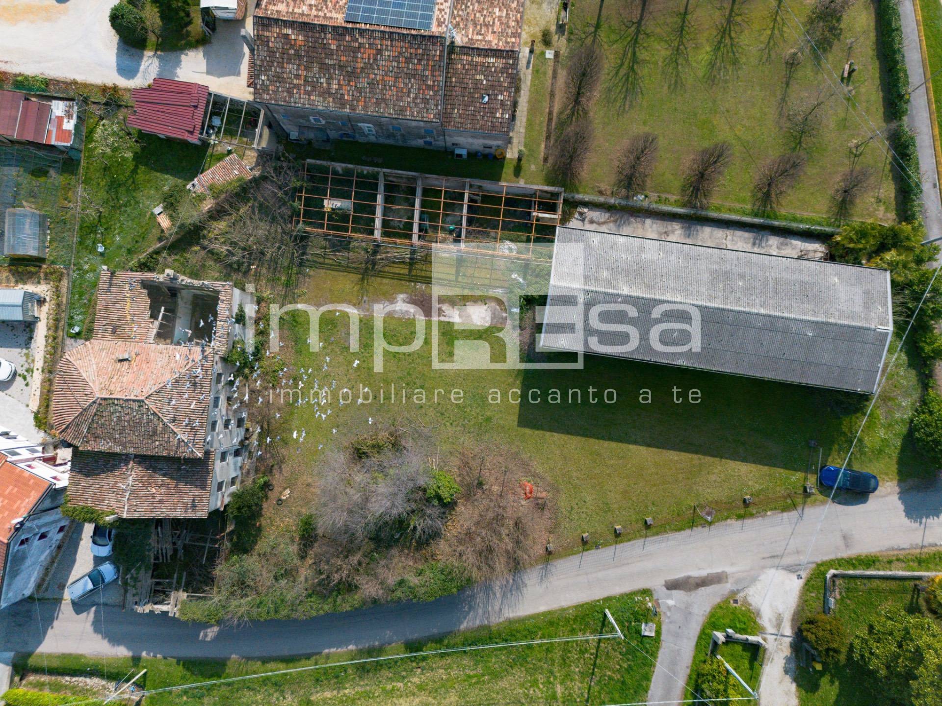Terreno edificabile residenziale in vendita a Godega di Sant'Urbano, Pianzano