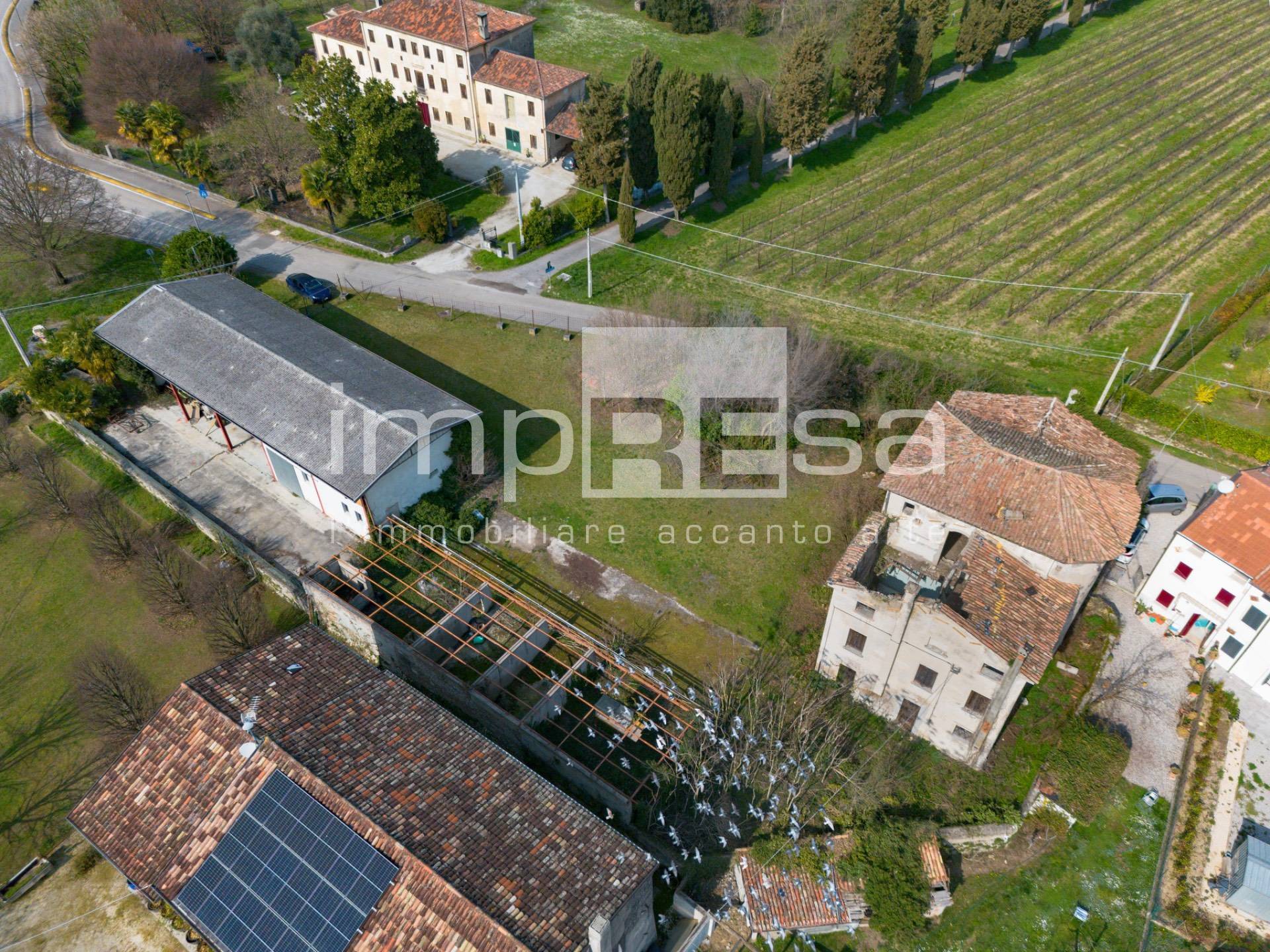 Terreno edificabile residenziale in vendita a Godega di Sant'Urbano, Pianzano