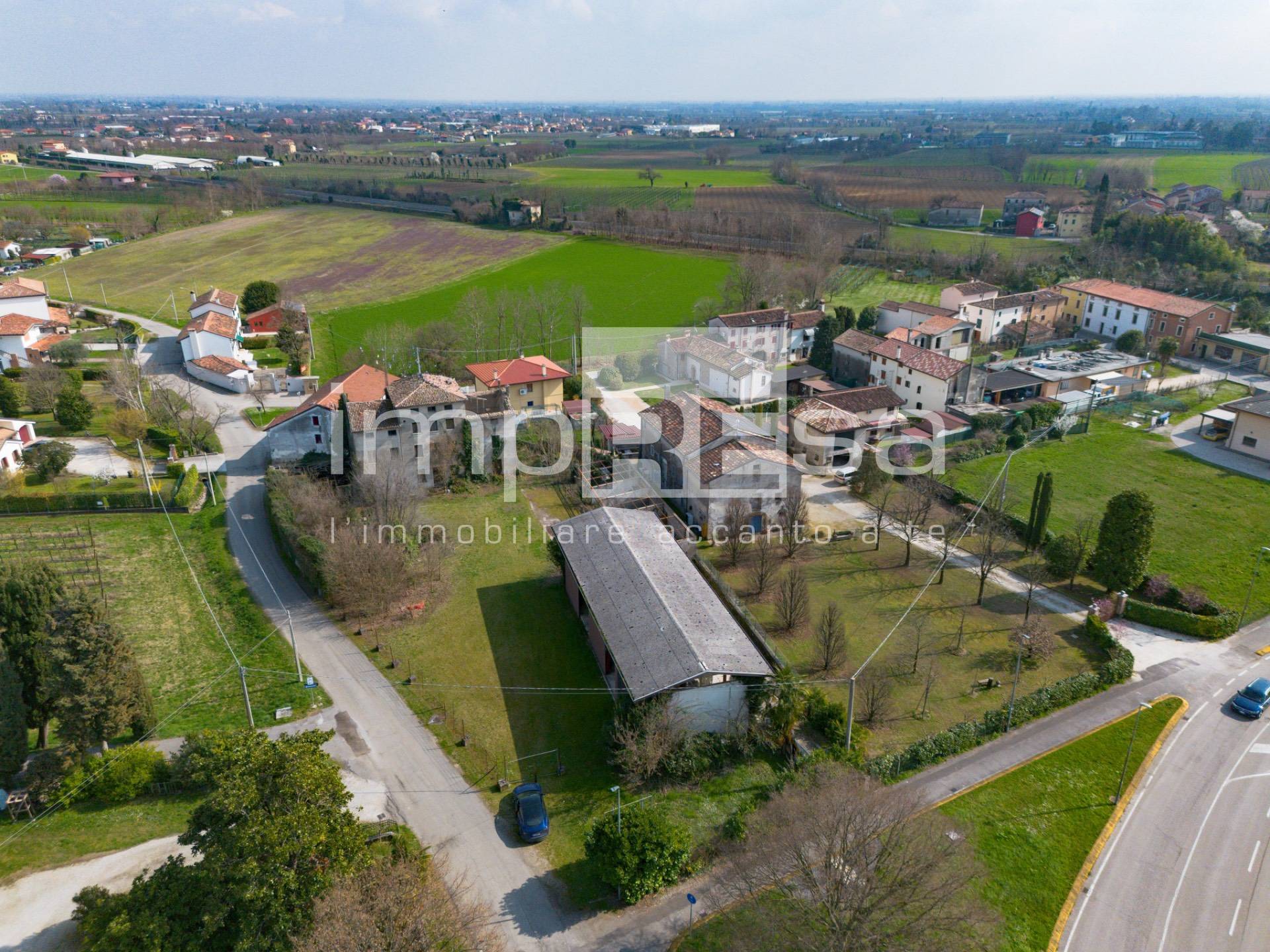 Terreno edificabile residenziale in vendita a Godega di Sant'Urbano, Pianzano