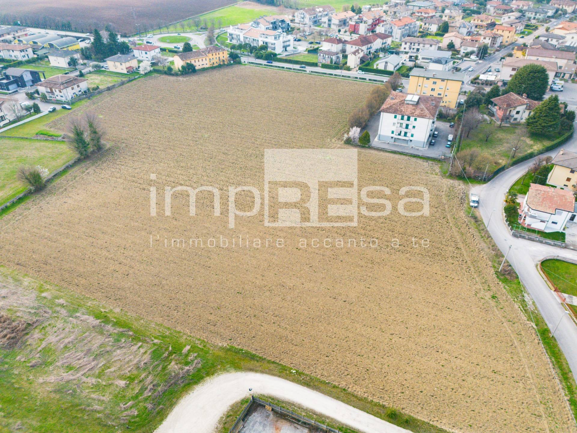 Terreno edificabile residenziale in vendita a Santa Lucia di Piave, Sarano