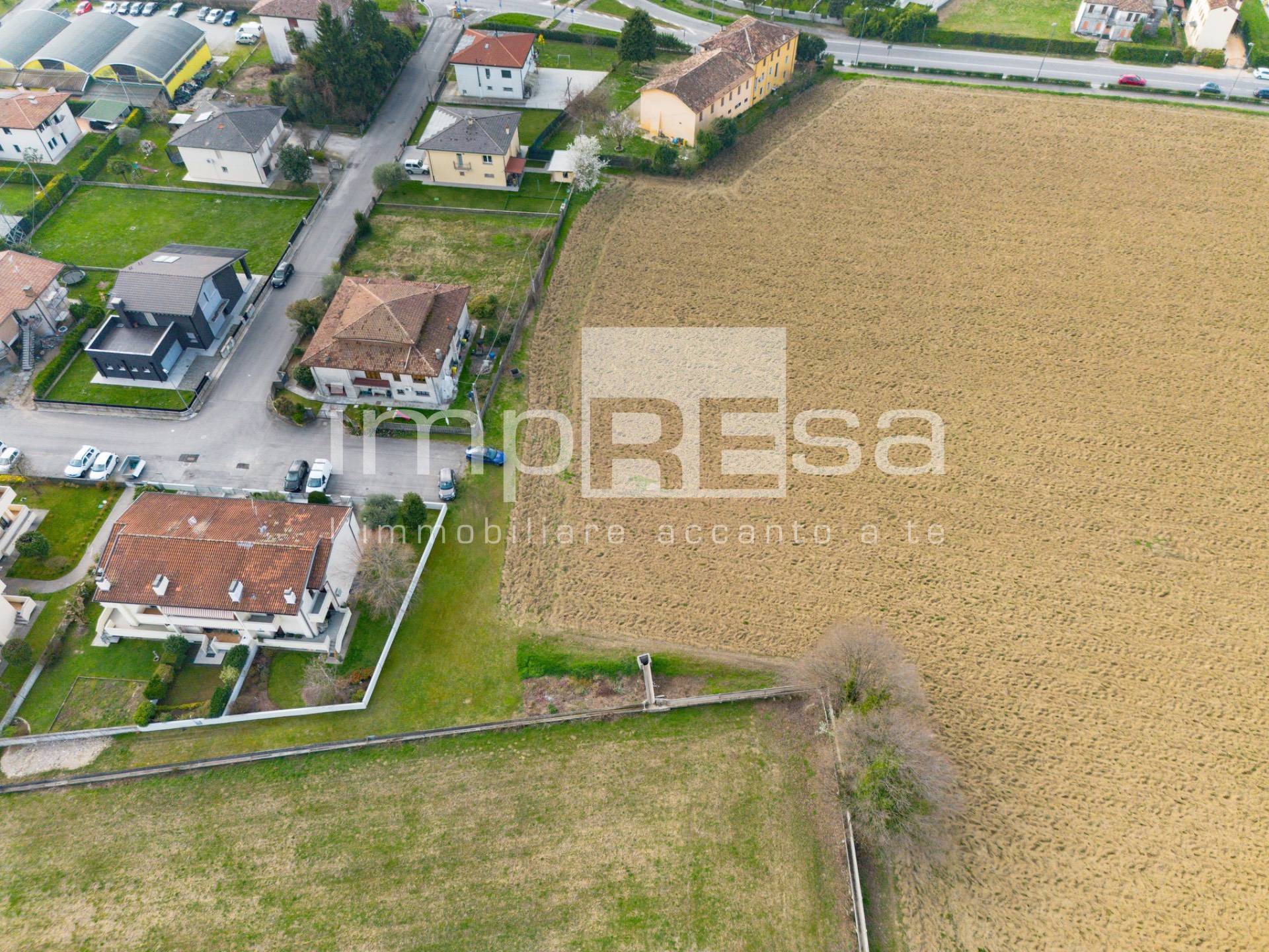 Terreno edificabile residenziale in vendita a Santa Lucia di Piave, Sarano