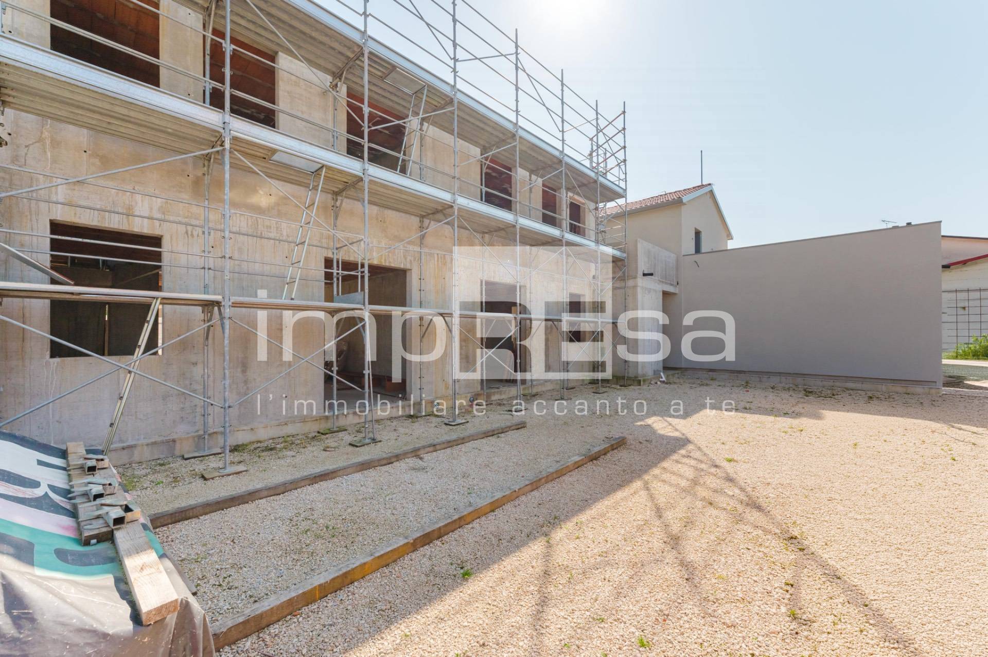 Abbinata/Bifamiliare in vendita a Susegana, Ponte della Priula