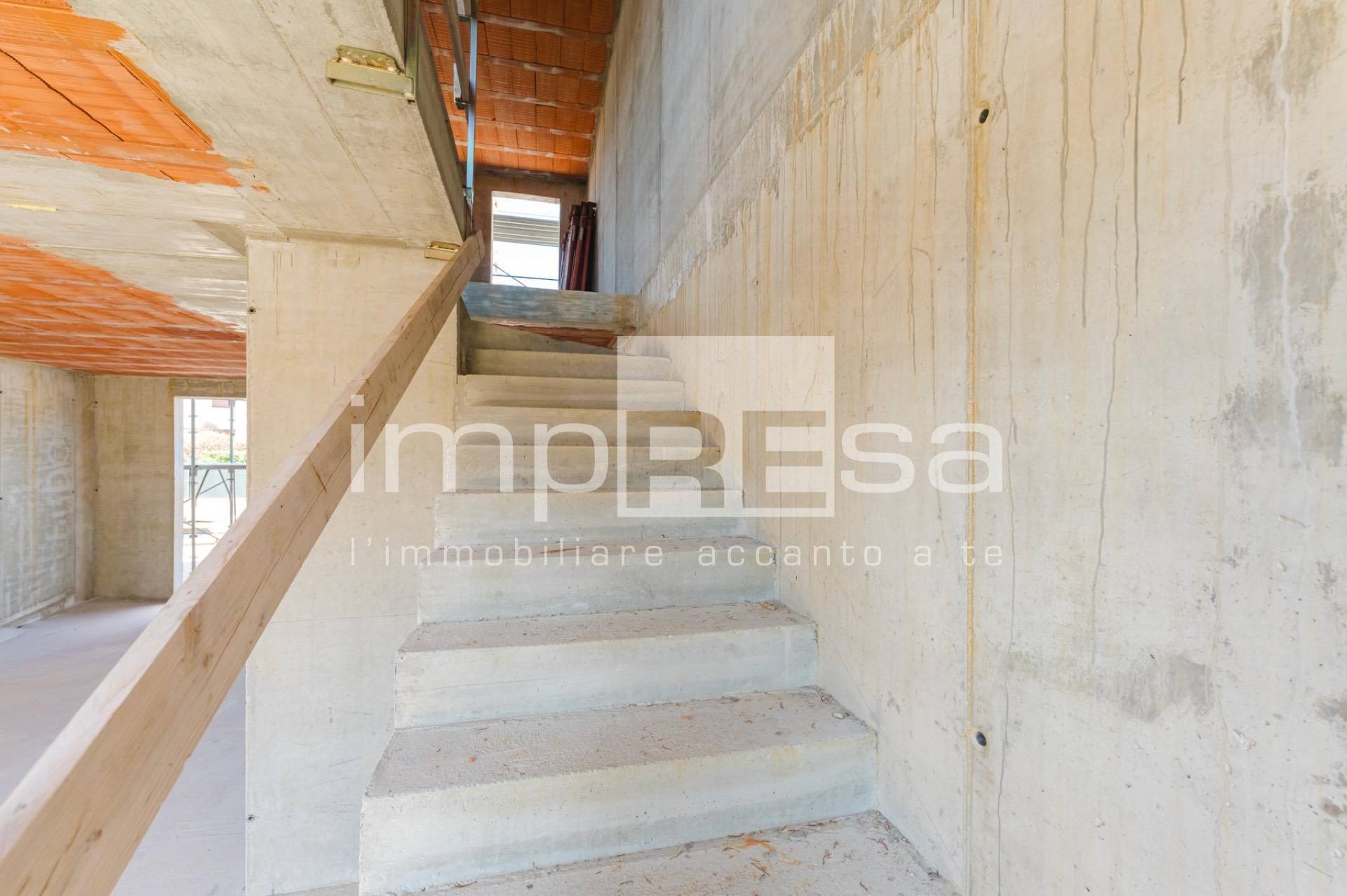 Abbinata/Bifamiliare in vendita a Susegana, Ponte della Priula