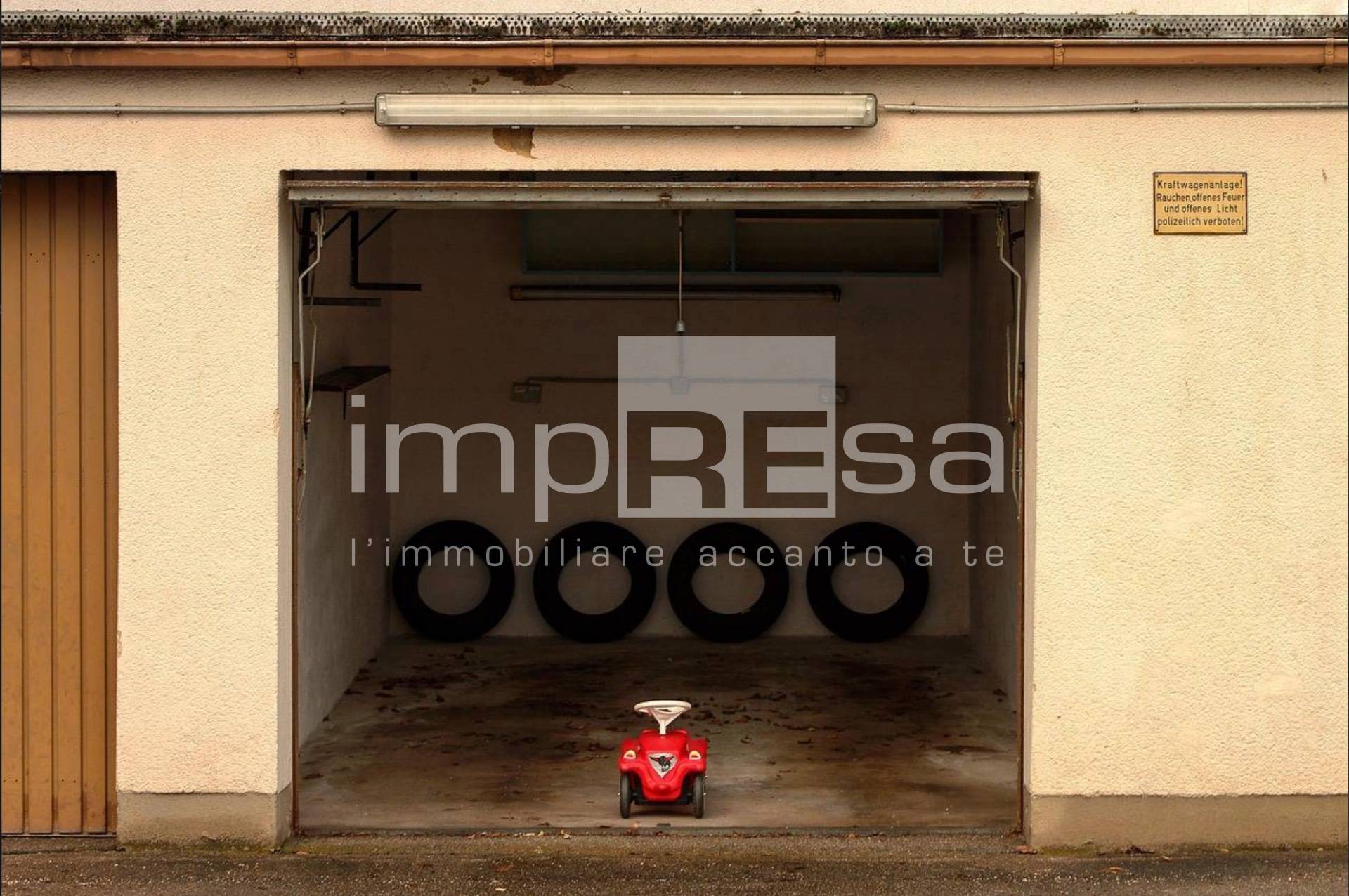 Garage in vendita a Conegliano, Centro