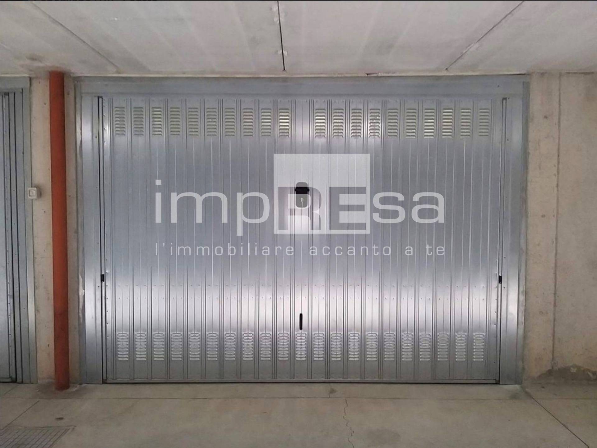 Garage in vendita a Conegliano, Centro