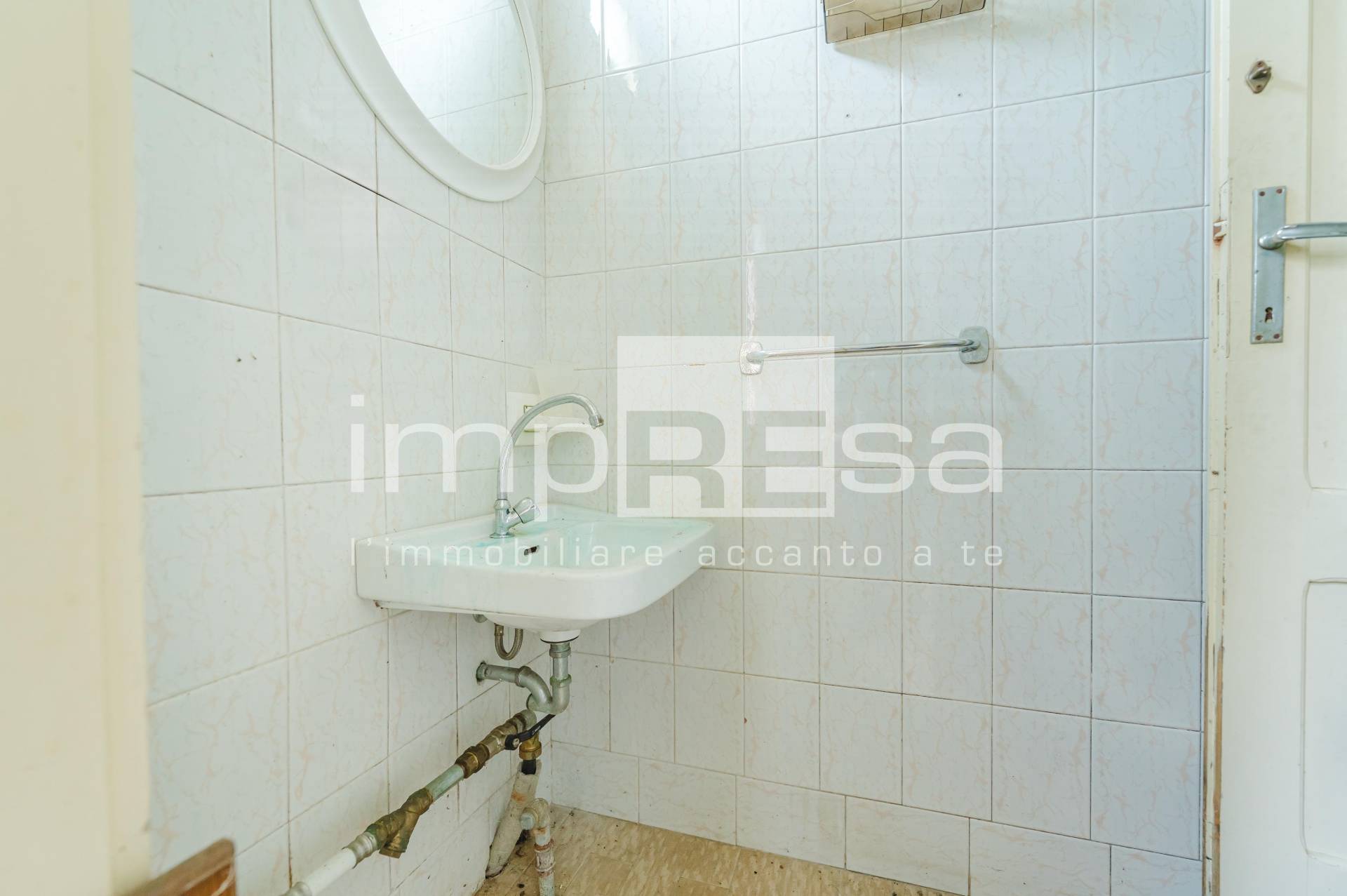 Locale commerciale in vendita a Orsago