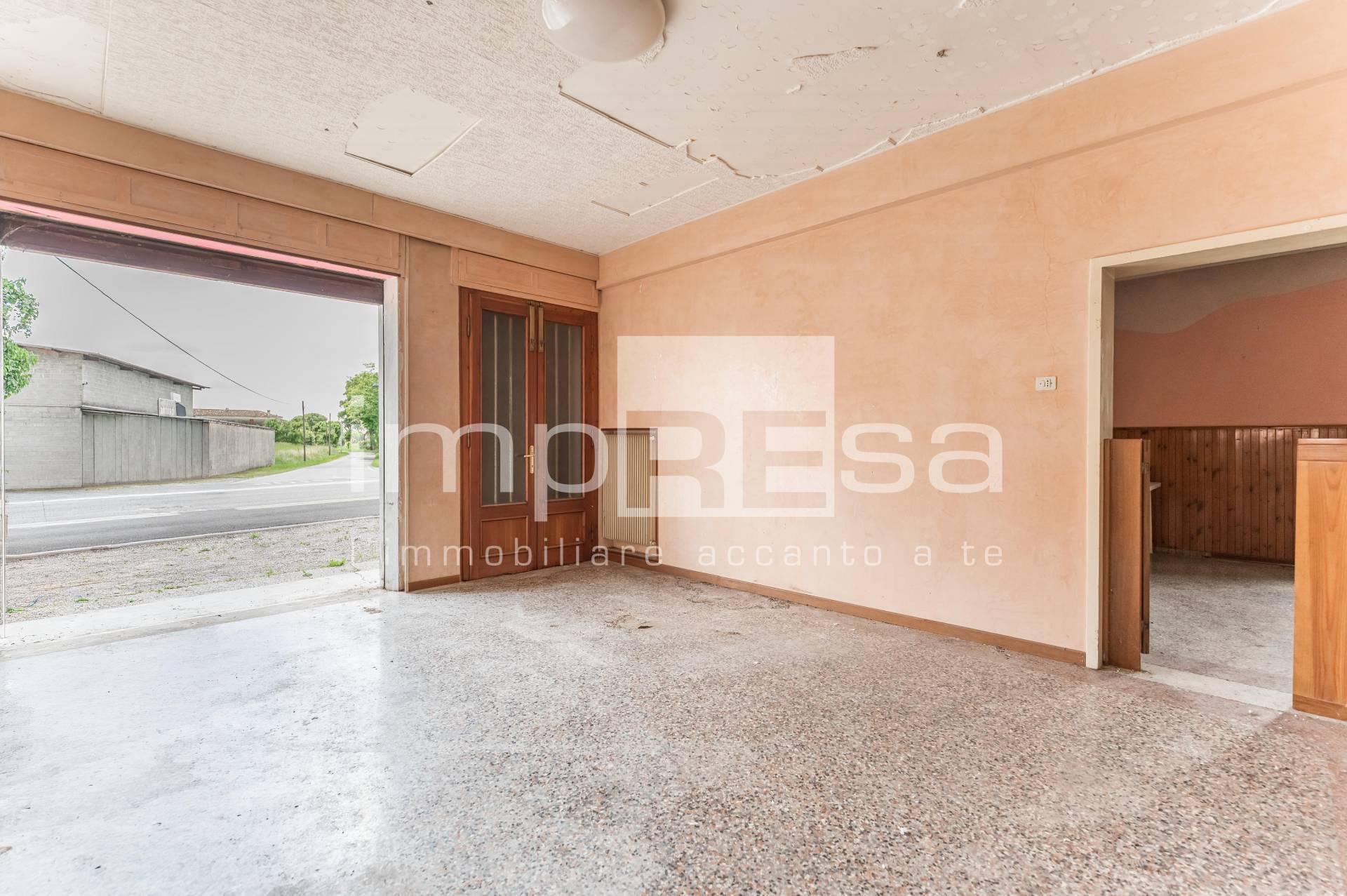 Locale commerciale in vendita a Orsago
