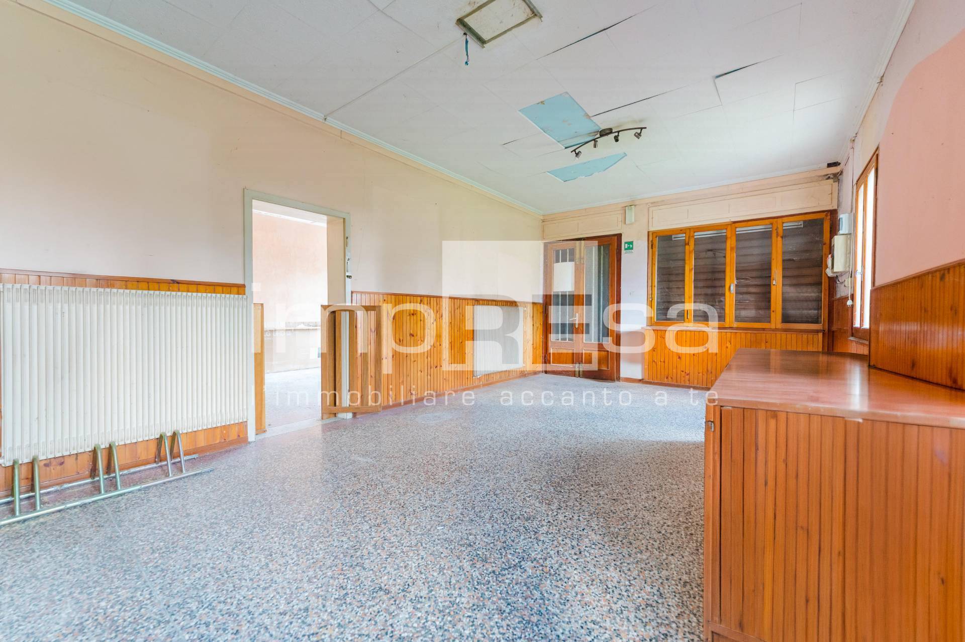 Locale commerciale in vendita a Orsago