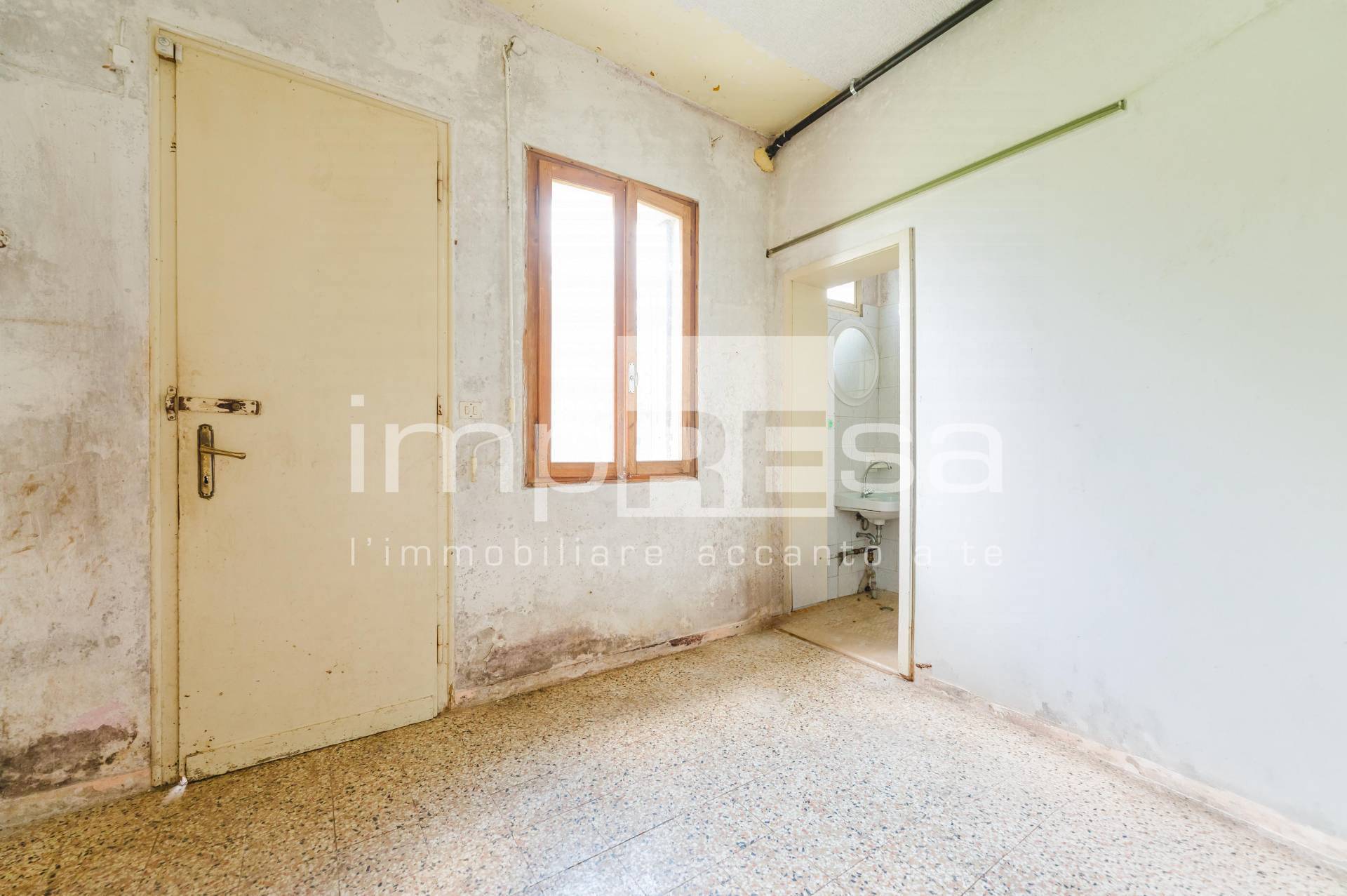 Locale commerciale in vendita a Orsago