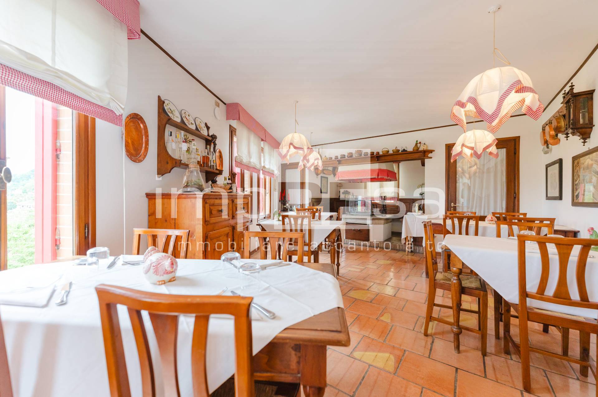 Ristorante in vendita a Cison di Valmarino, Rolle