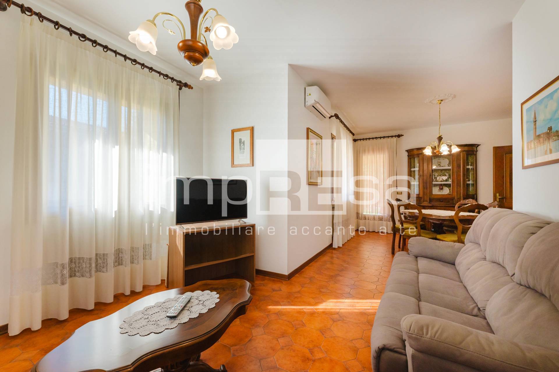 Casa indipendente in vendita a Pieve di Soligo, Solighetto