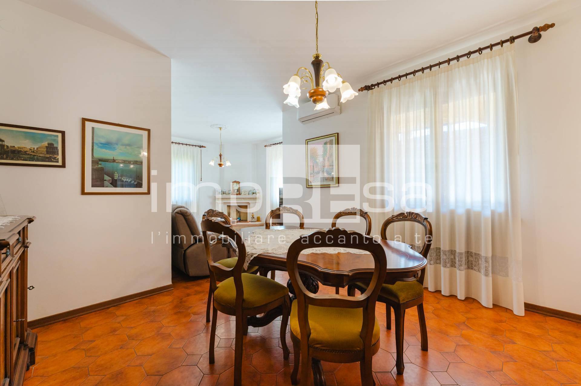 Casa indipendente in vendita a Pieve di Soligo, Solighetto
