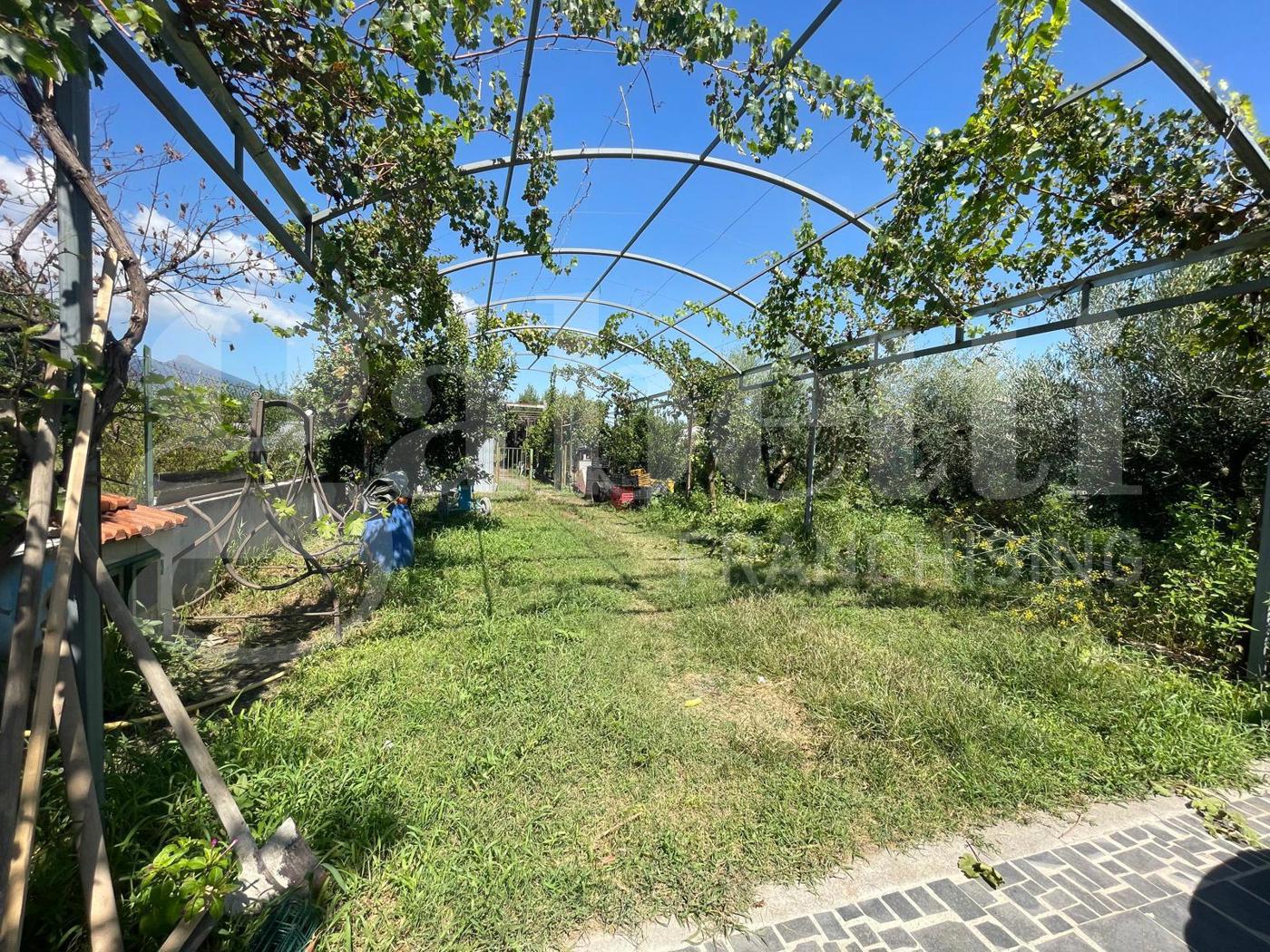 Bilocale con giardino a Pompei