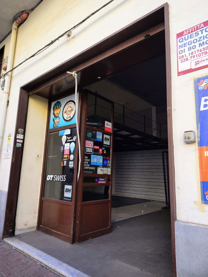 Negozio in affitto a Pagani