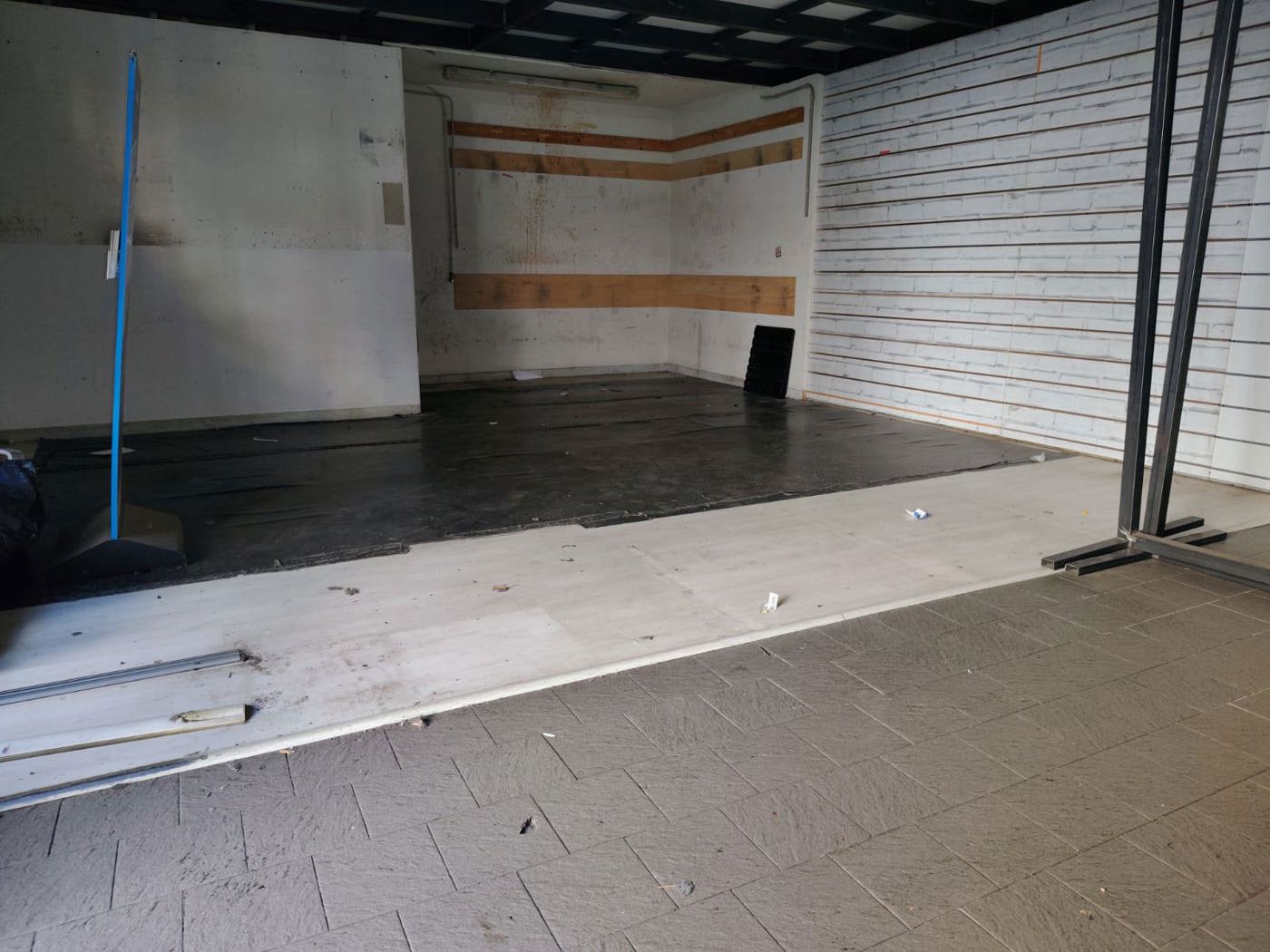 Negozio in affitto a Pagani