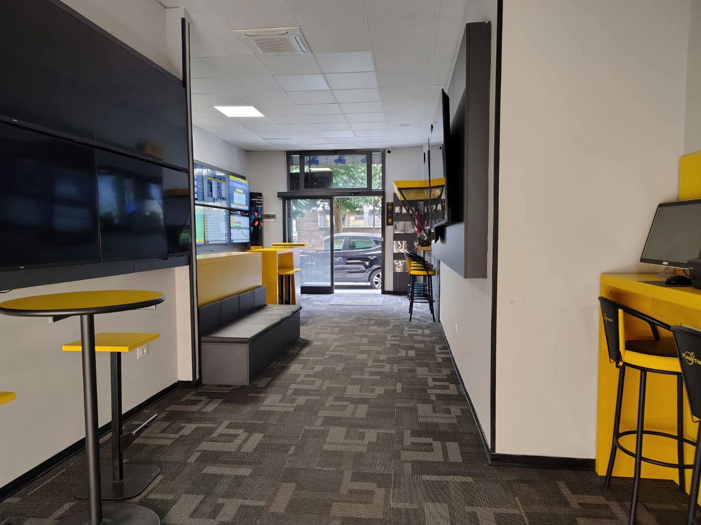 Negozio in vendita a Pagani