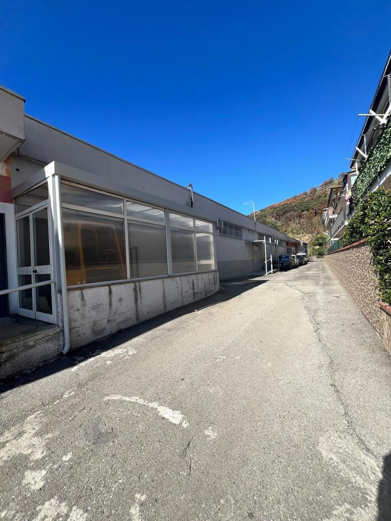 Negozio in vendita a Castel San Giorgio