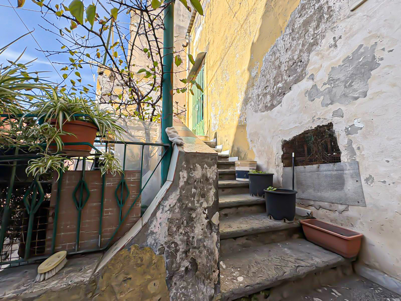 Bilocale da ristrutturare a Scafati