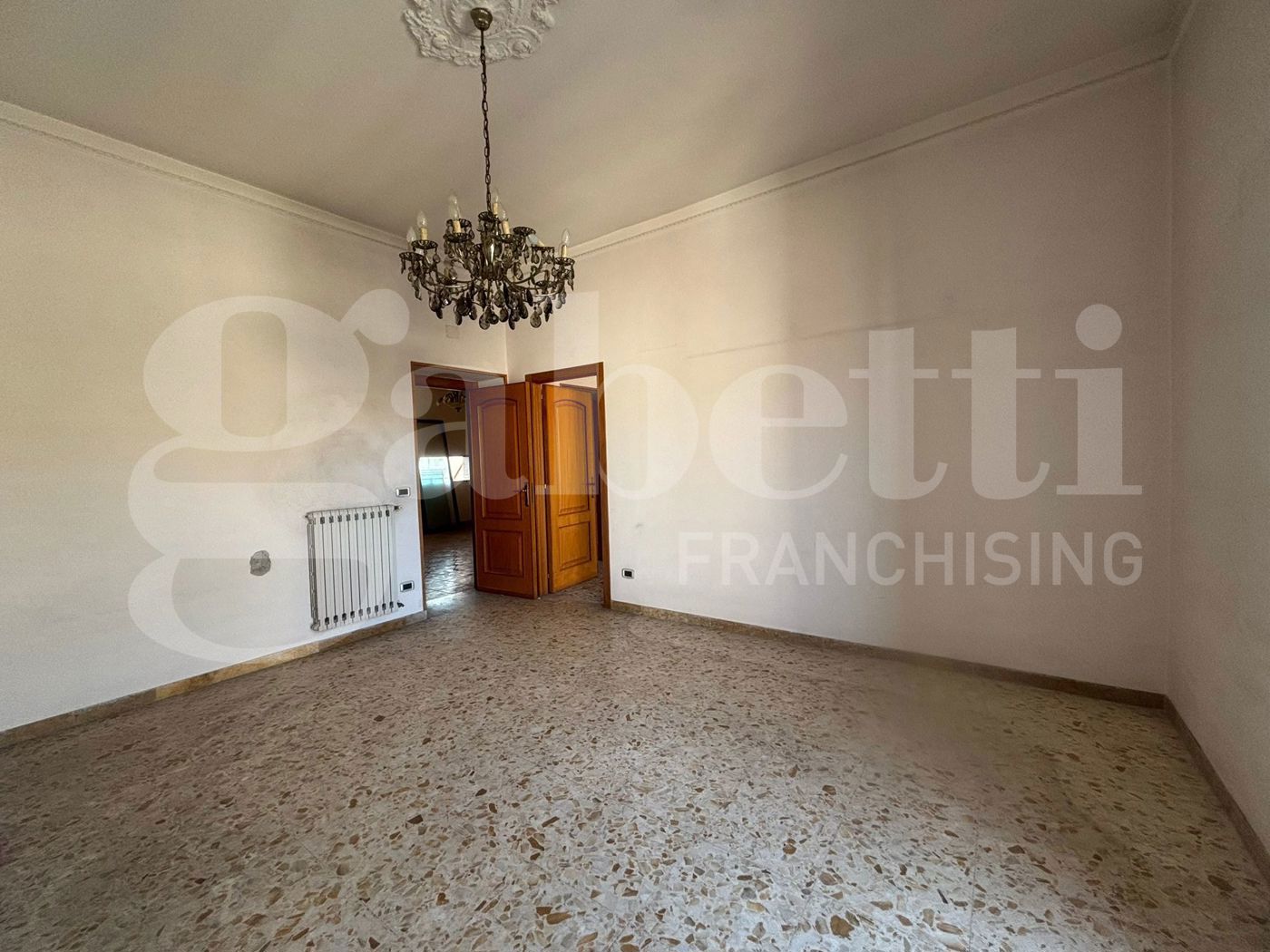 Casa indipendente con giardino a Scafati