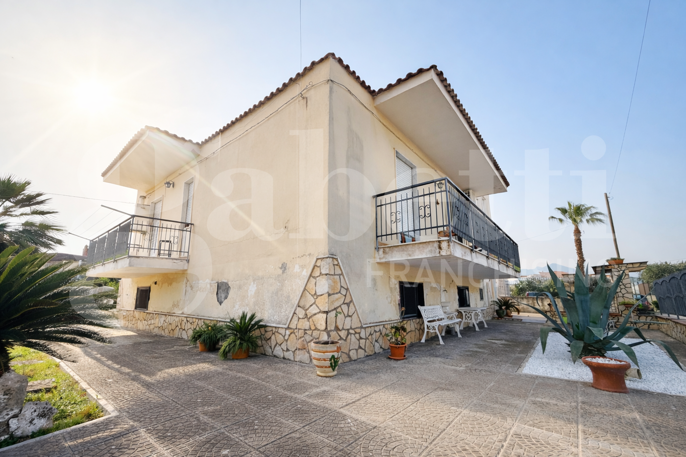 Casa indipendente con giardino a Scafati