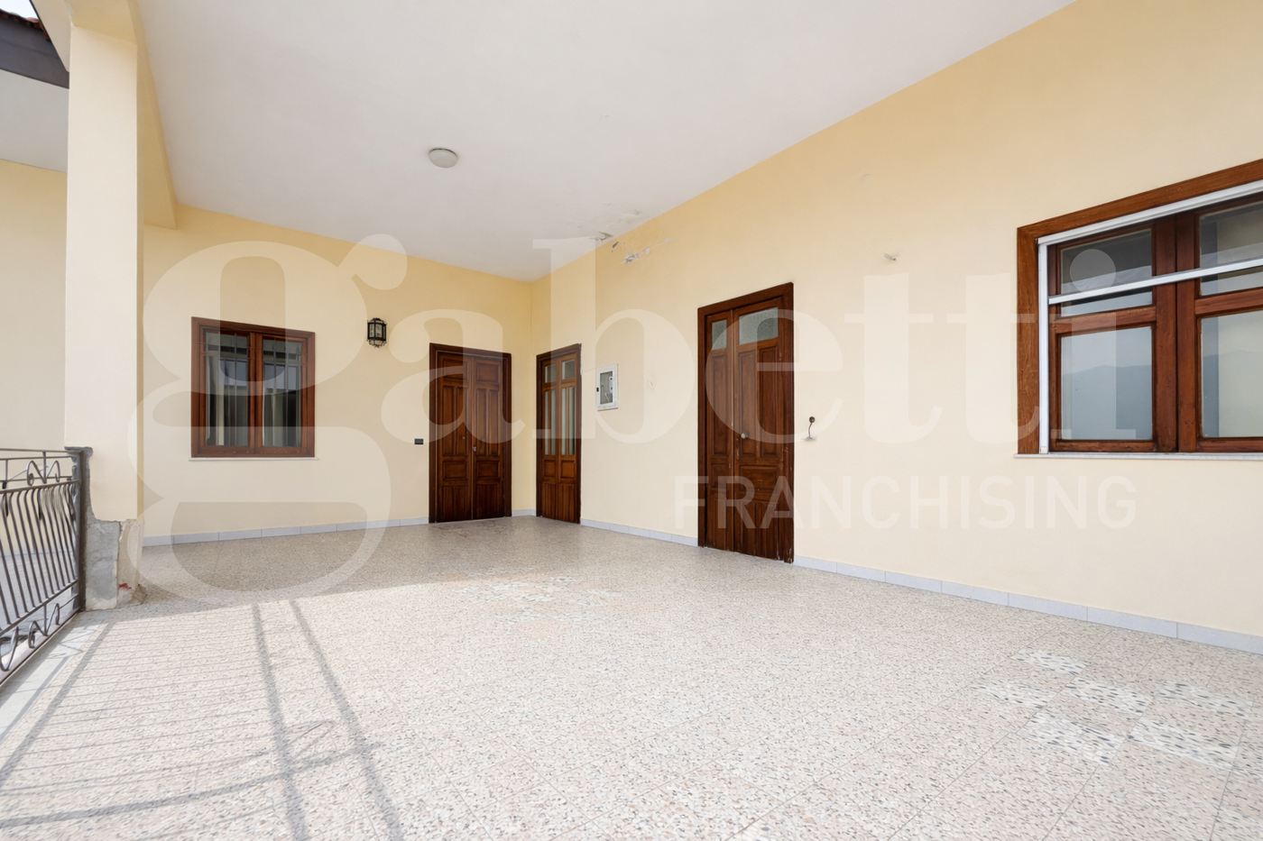 Trilocale con box doppio a Scafati