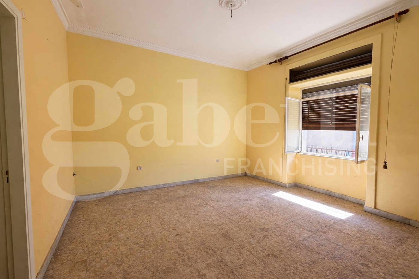 Casa indipendente con giardino a Scafati