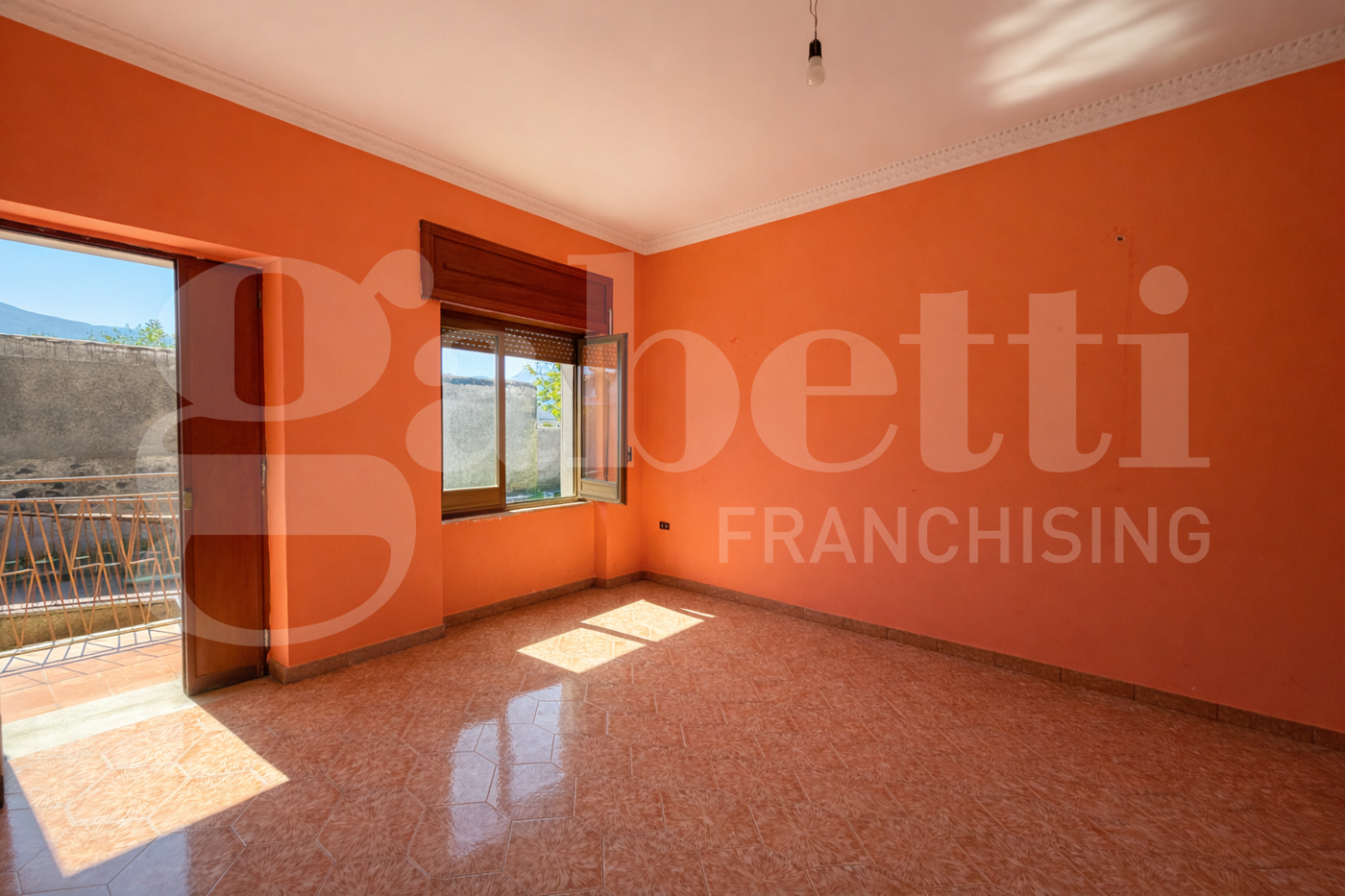 Casa indipendente con giardino a Scafati