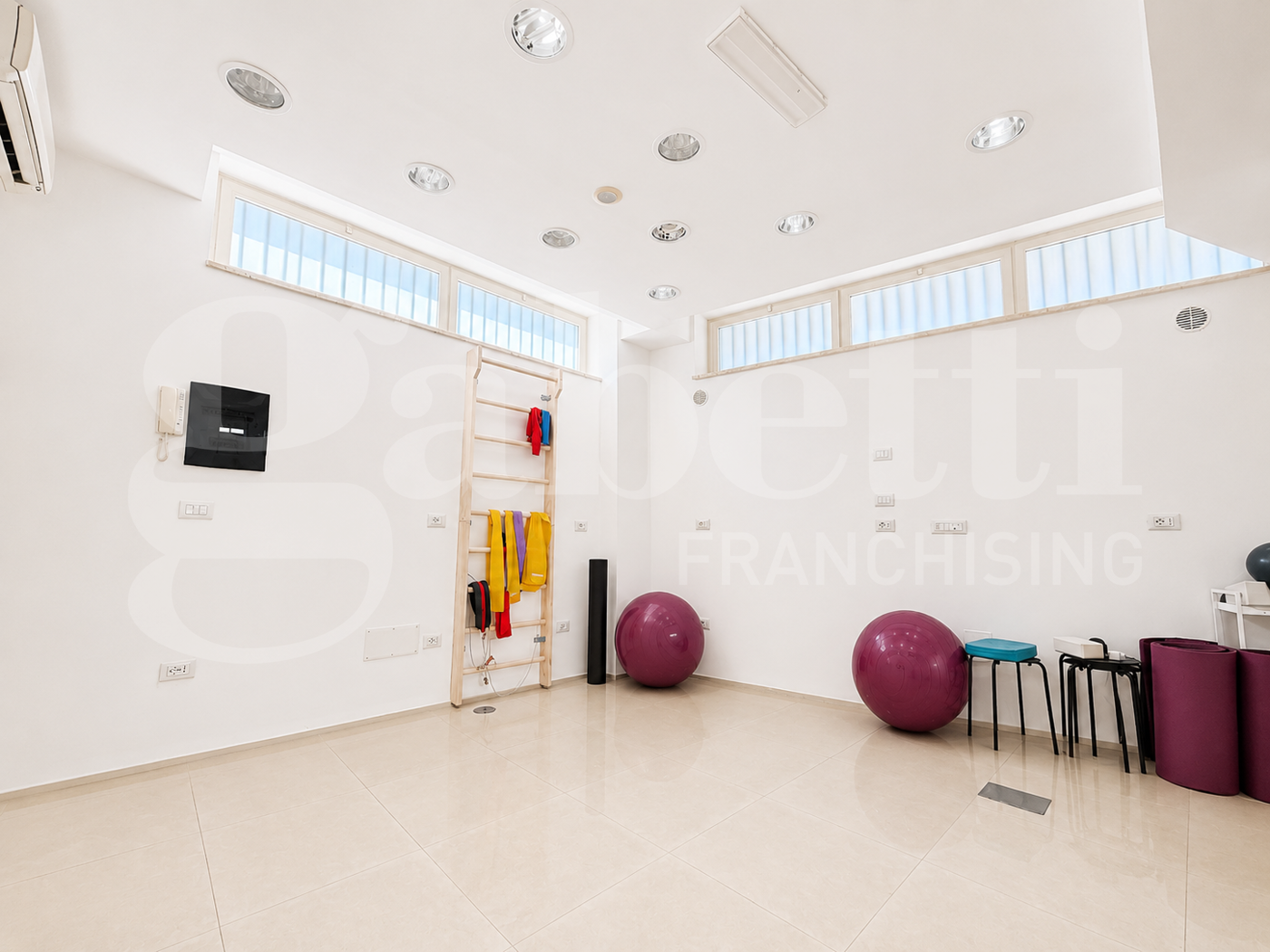 Ufficio ristrutturato a Scafati