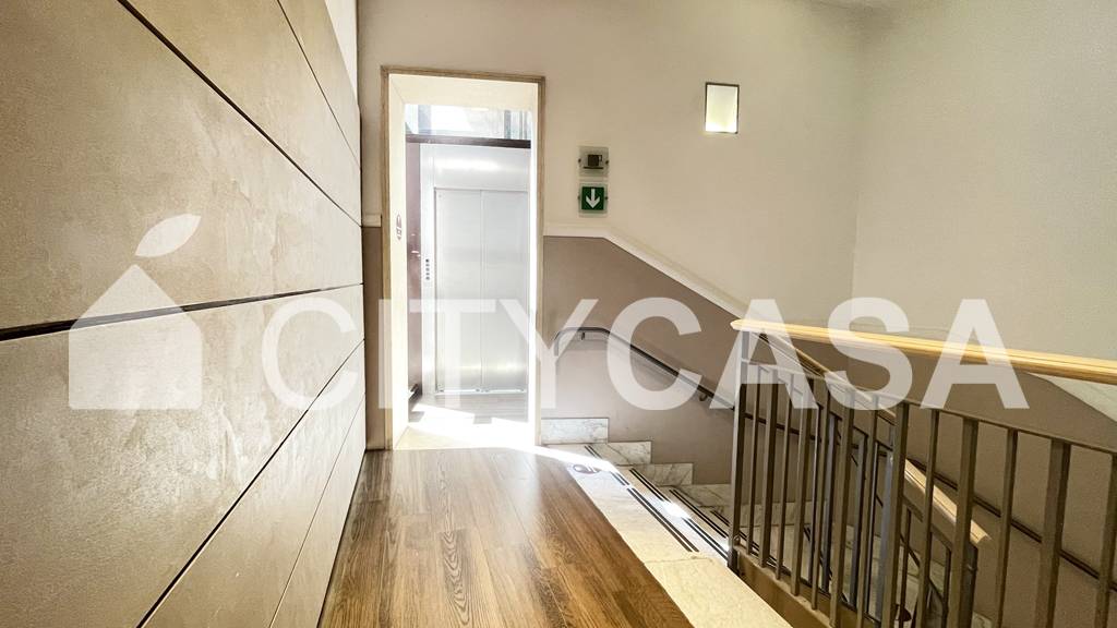 STABILE/PALAZZO in affitto a Roma, Trieste