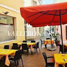 Locale Commerciale in vendita a Carloforte, Carloforte Paese/City centre