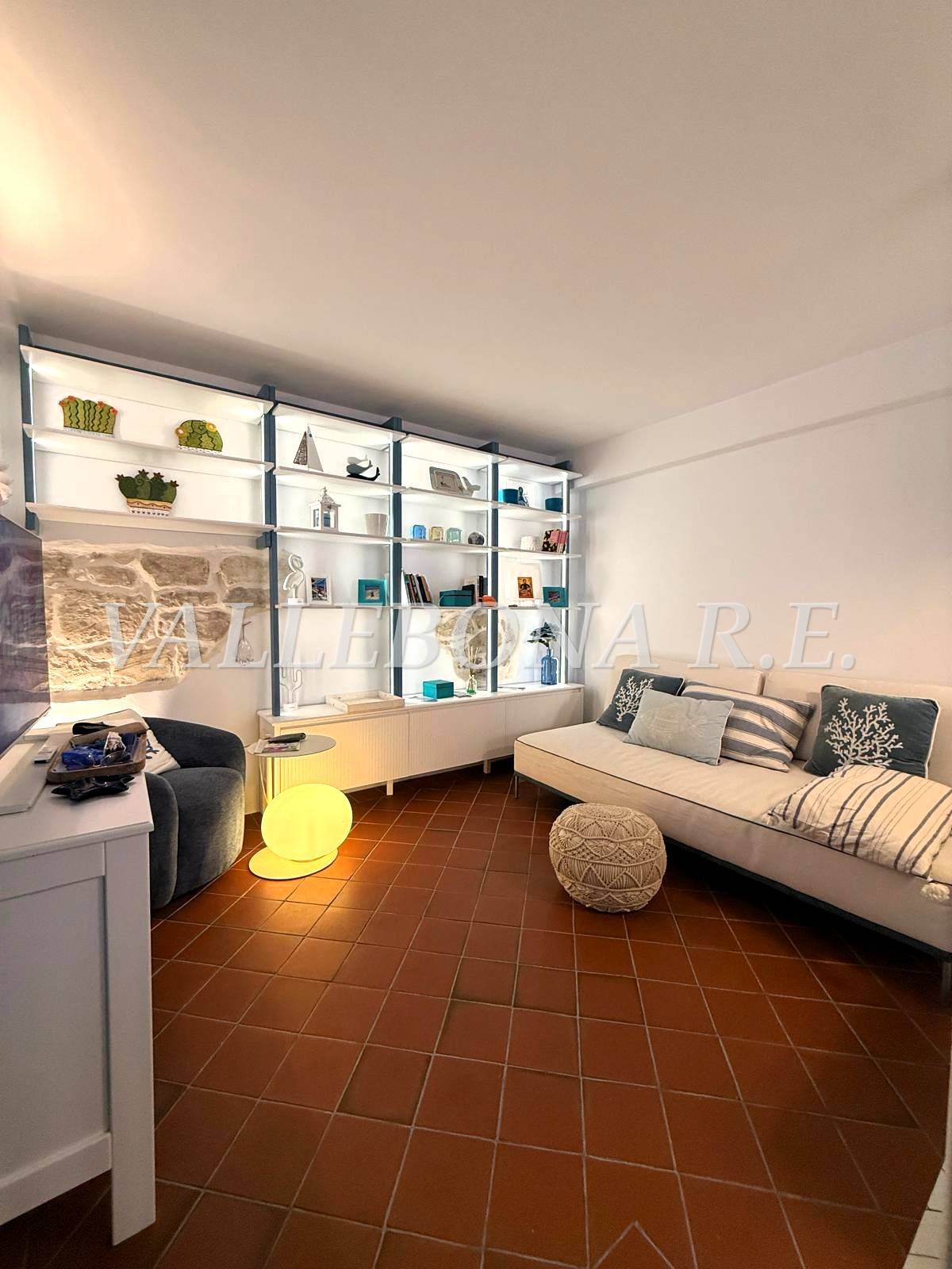 Palazzina terra-cielo in vendita a Carloforte, Carloforte Paese/City centre