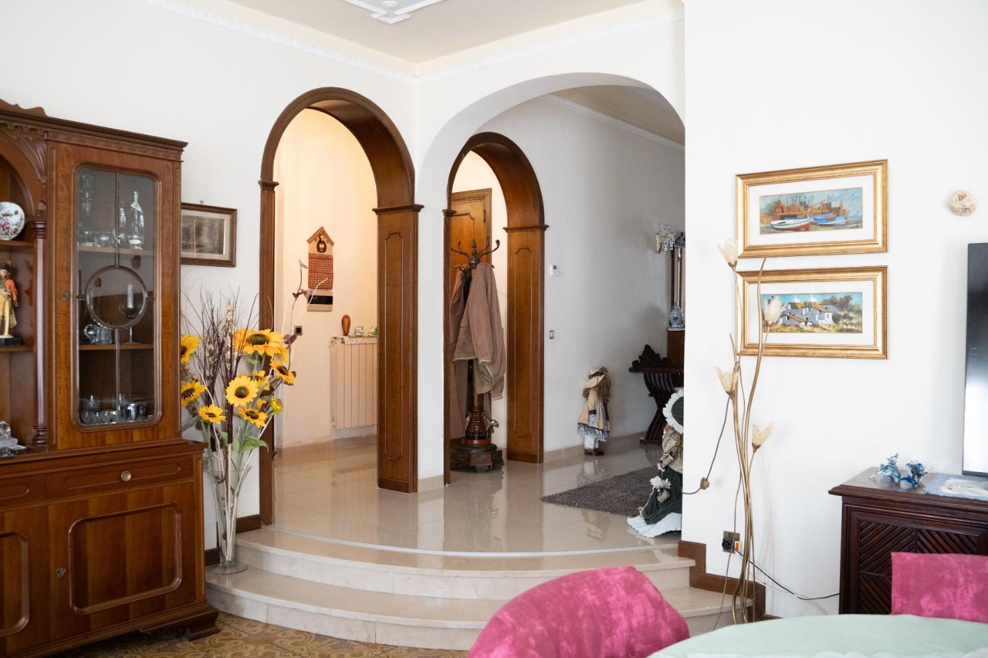 Villa Bifamiliare con giardino a Arcola