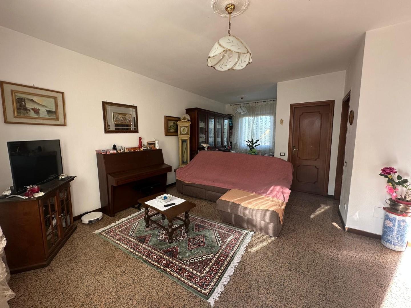 Villa con giardino, Santo Stefano di Magra ponzano magra