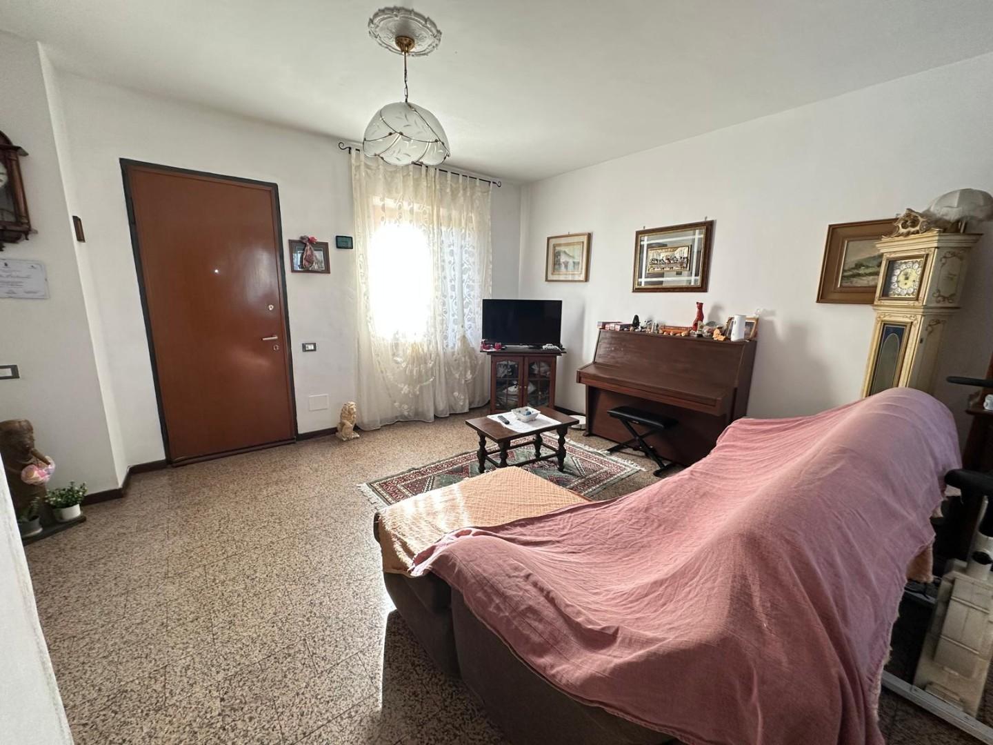 Villa con giardino, Santo Stefano di Magra ponzano magra