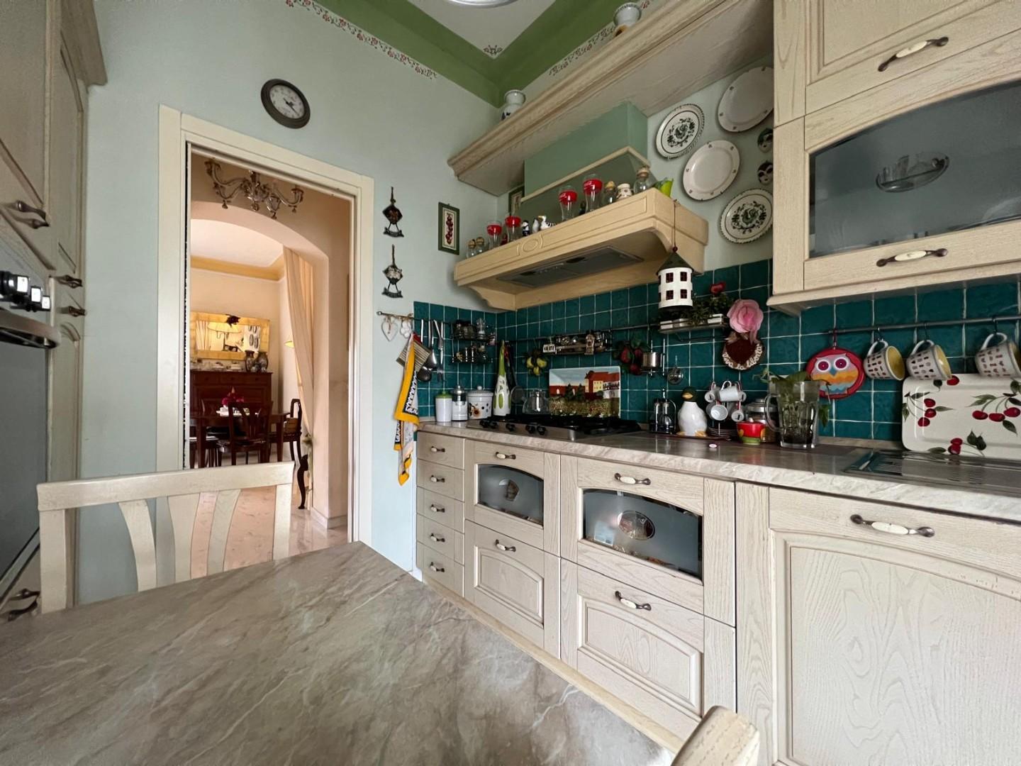 Appartamento con giardino, Massa marina di